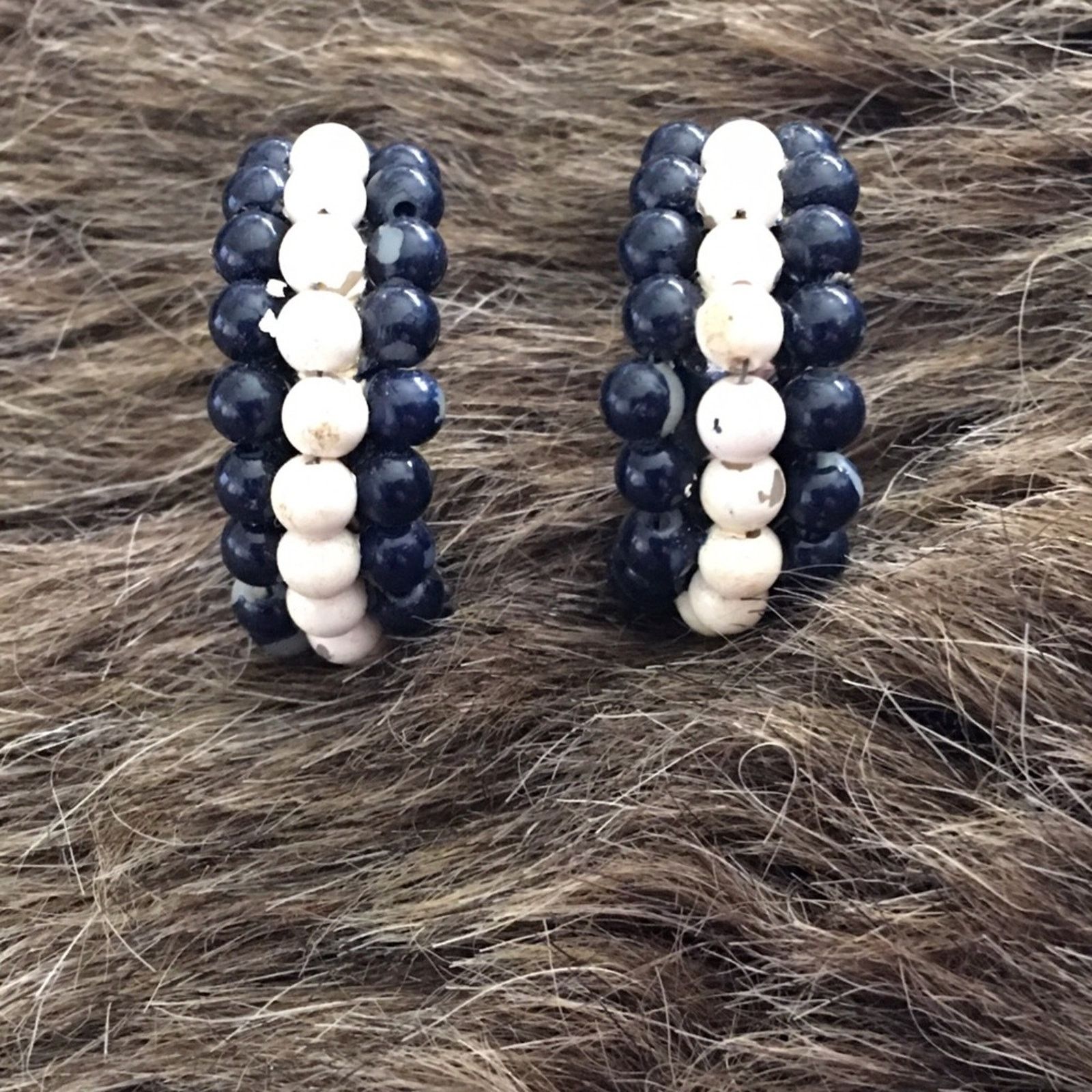 Vintage Vintage 50s bead hoop screw back clip earrings Size ONE SIZE - 1 Thumbnail