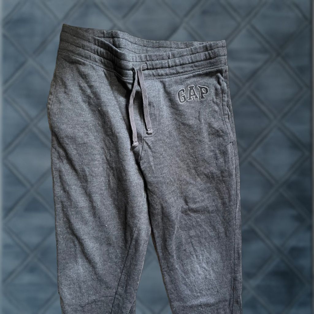 Gap Gap Men Sweatpants Size Small W/ Logo Solid Dark Gray Jogger Activewear PANTS Mens S Gray Logo Size US 29 - 1 Thumbnail