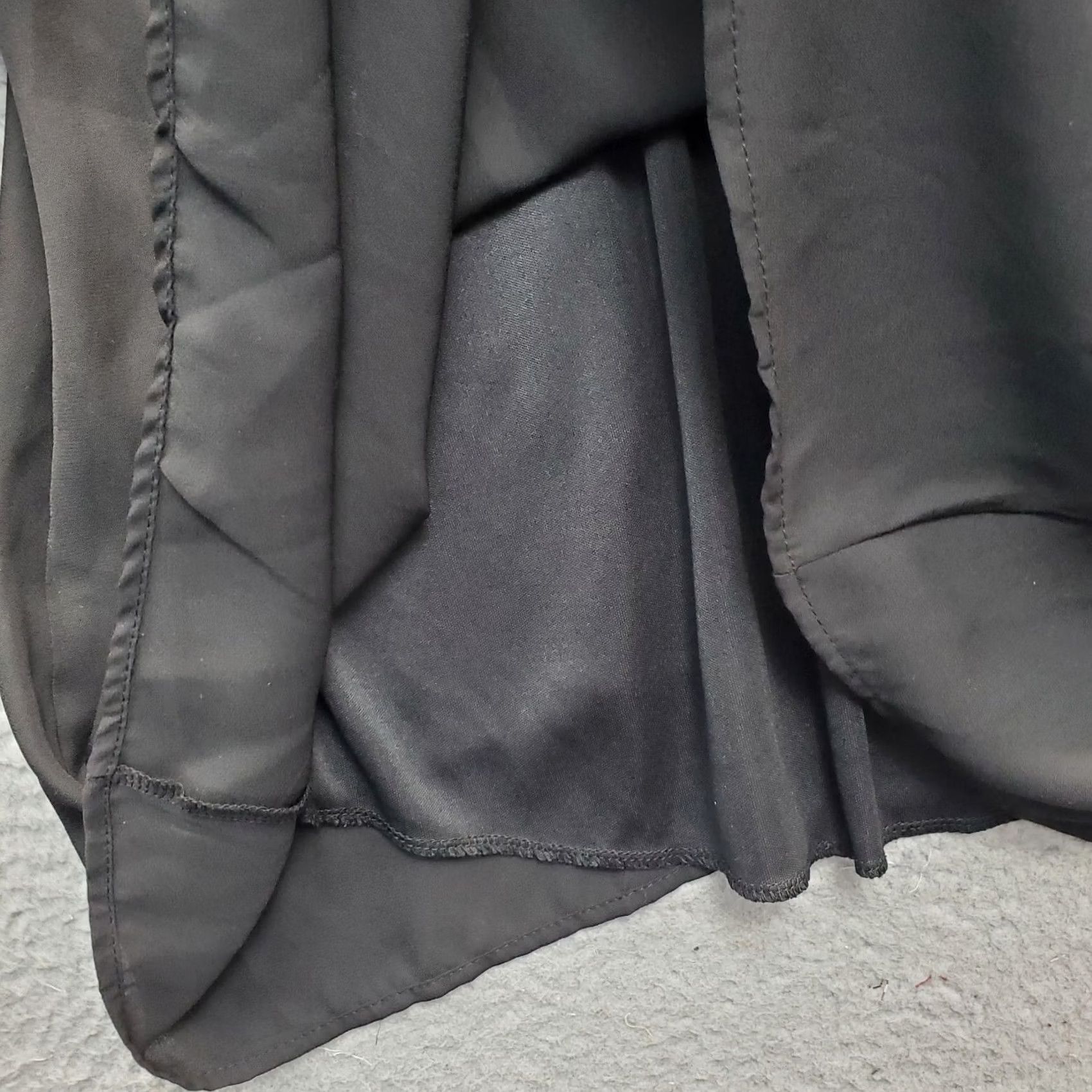 Torrid Torrid Tank Top Womens Size 00 Black Cold Shoulder Long Sleeve Flared Pullover Size XXS / US 00 / IT 34 - 6 Thumbnail