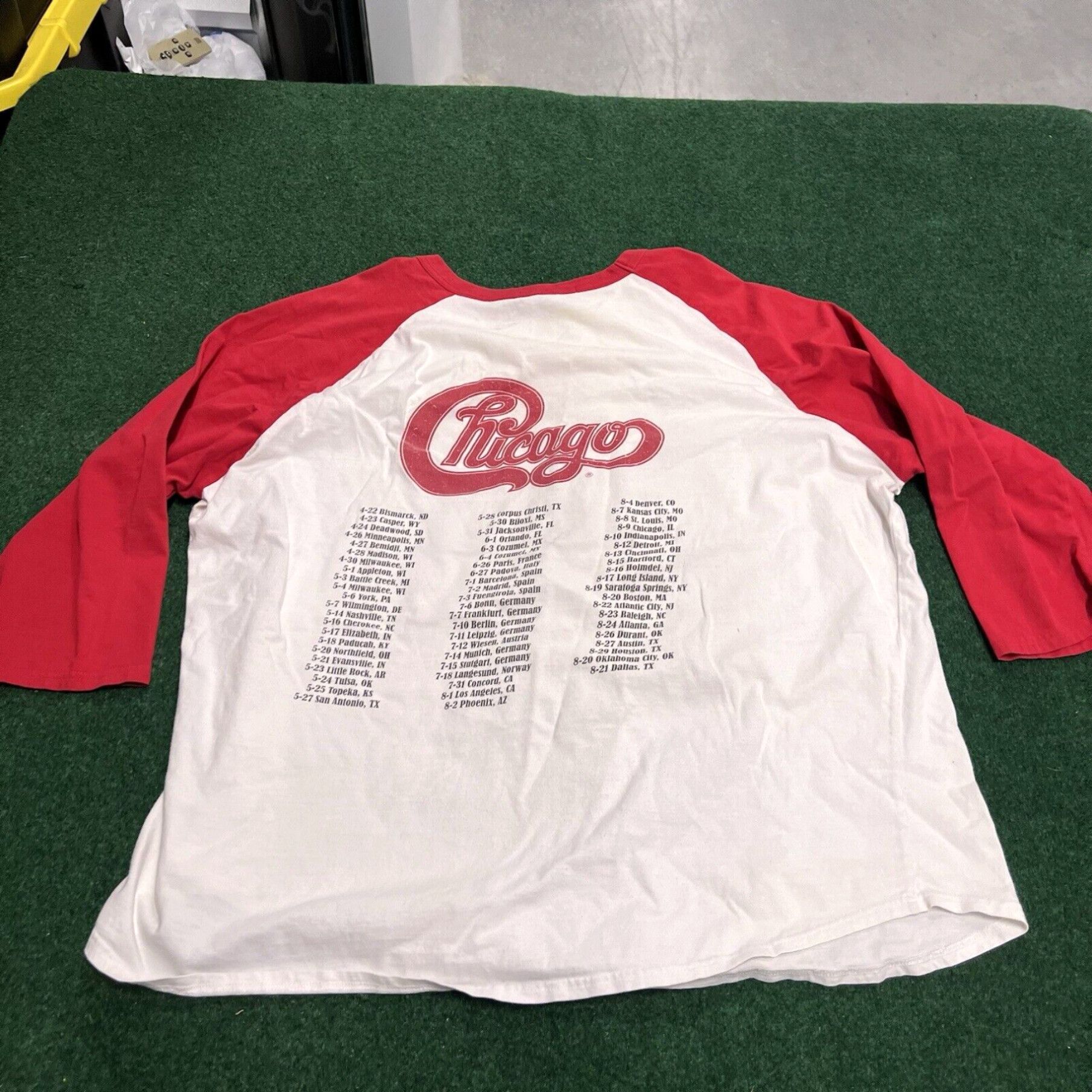 Vintage Chicago Band World Tour Raglan 3/4 Sleeve T Shirt 2XL XXL Red White Cardinal Size US XXL / EU 58 / 5 - 6 Thumbnail