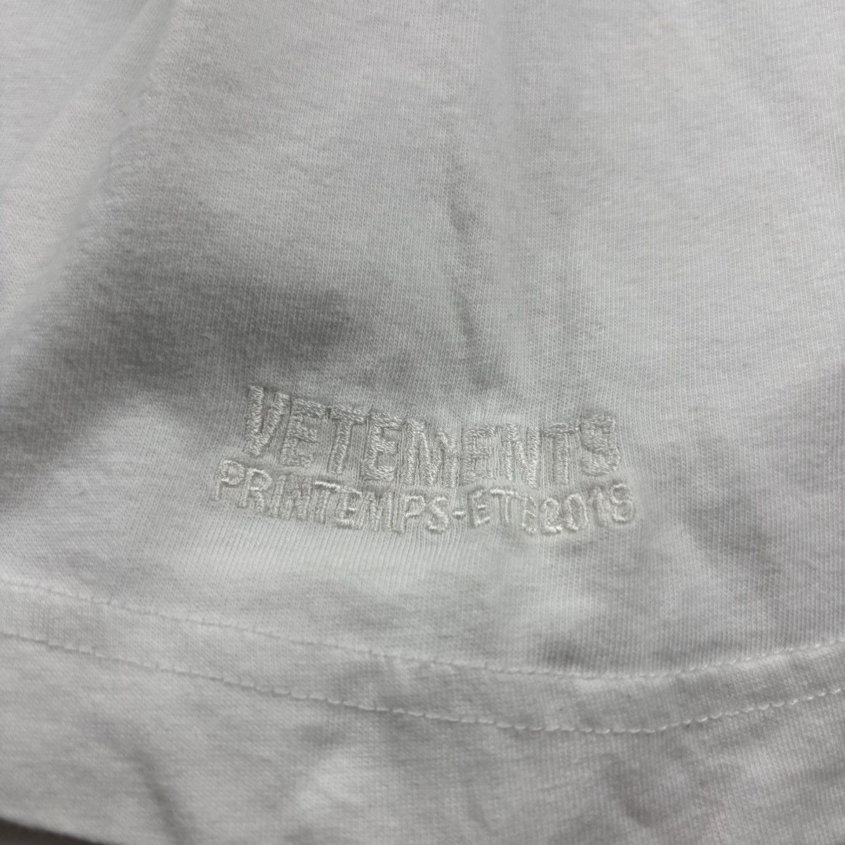 Vetements Vetements Staff Shirt Size US XS / EU 42 / 0 - 7 Thumbnail