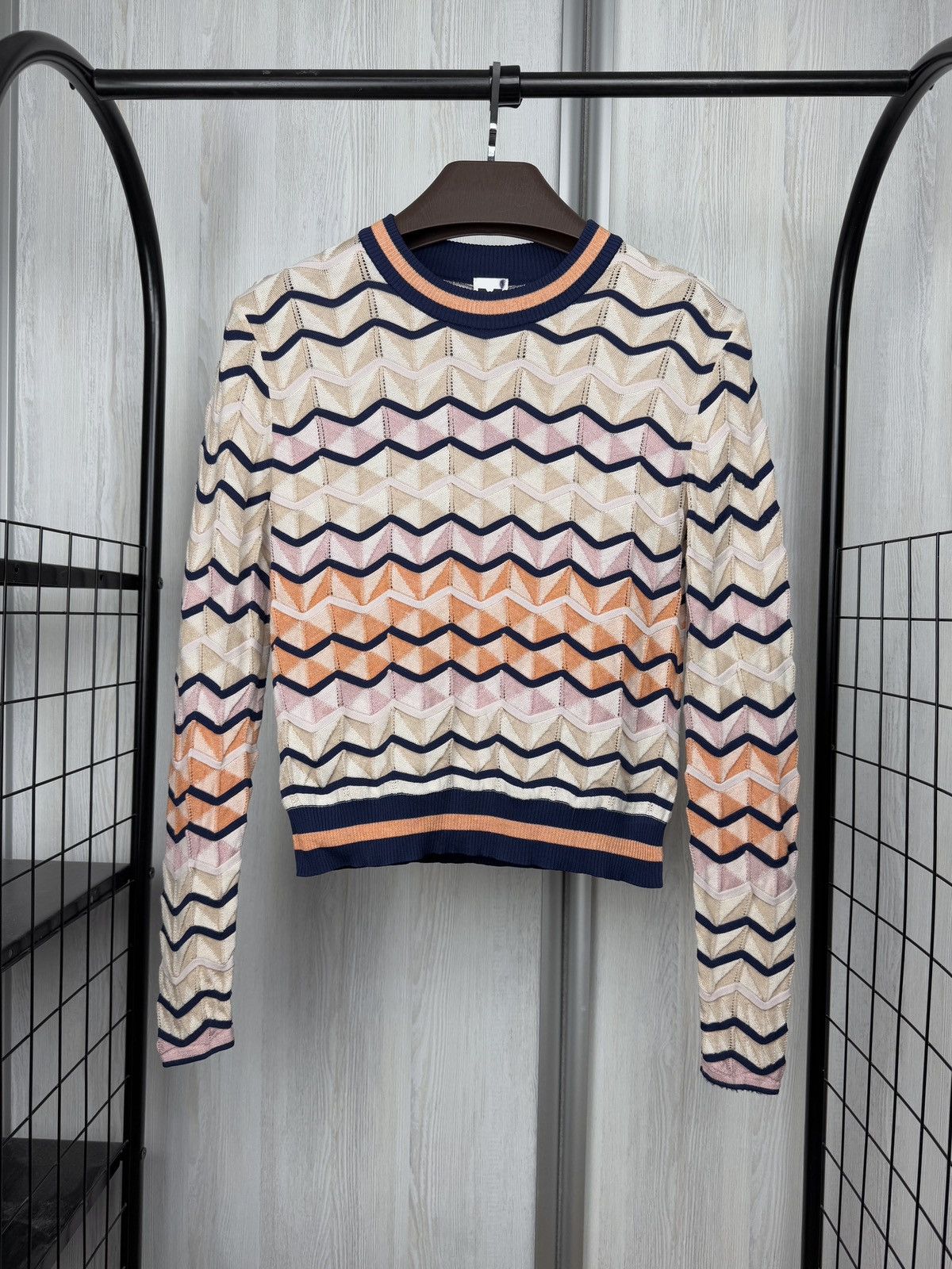 Missoni M Zigzag Wool Blend Sweater – Ivory / Navy / Peach