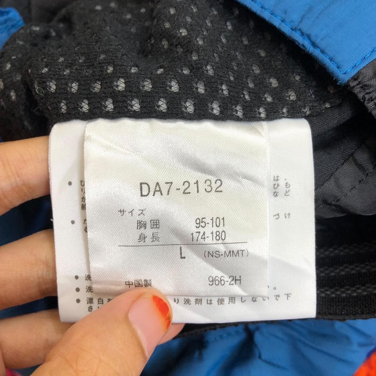 Descente Vintage DESCENTE A-SEVEN Outdoor Trooper Jacket Windbreaker Size US L / EU 52-54 / 3 - 6 Thumbnail