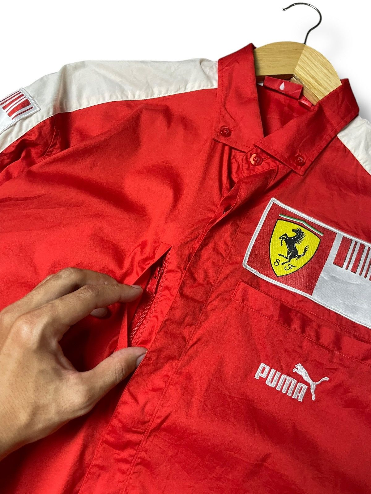 Ferrari × Puma × Vintage FERRARI F1 x PUMA BARCODE LONG SLEEVE SHIRT (85) Size US L / EU 52-54 / 3 - 5 Thumbnail