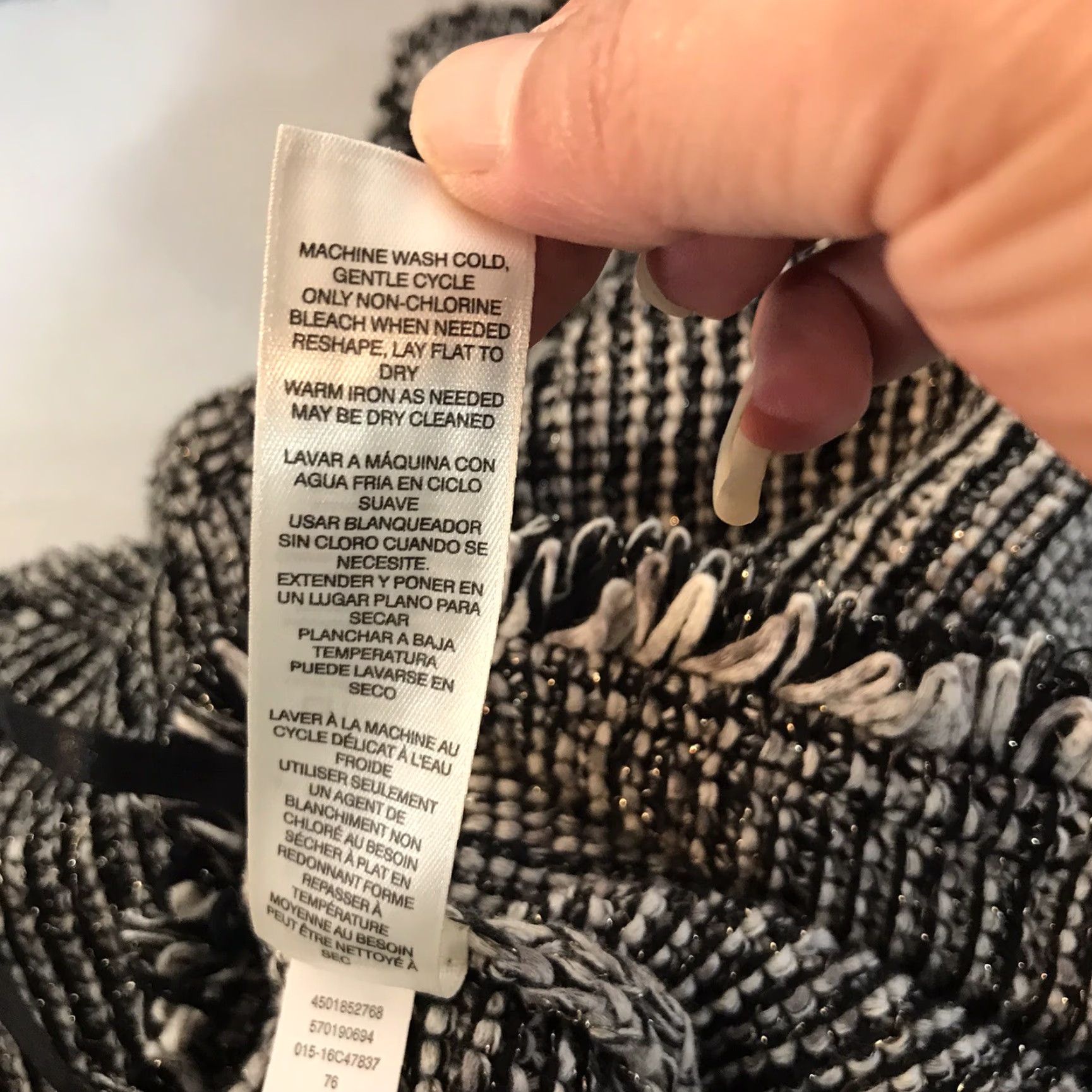 Vintage Chico's Black/White Herringbone Open Front Cardigan Sweater with Fringe Women's Size 1/M US Size XS / US 0-2 / IT 36-38 - 6 Thumbnail