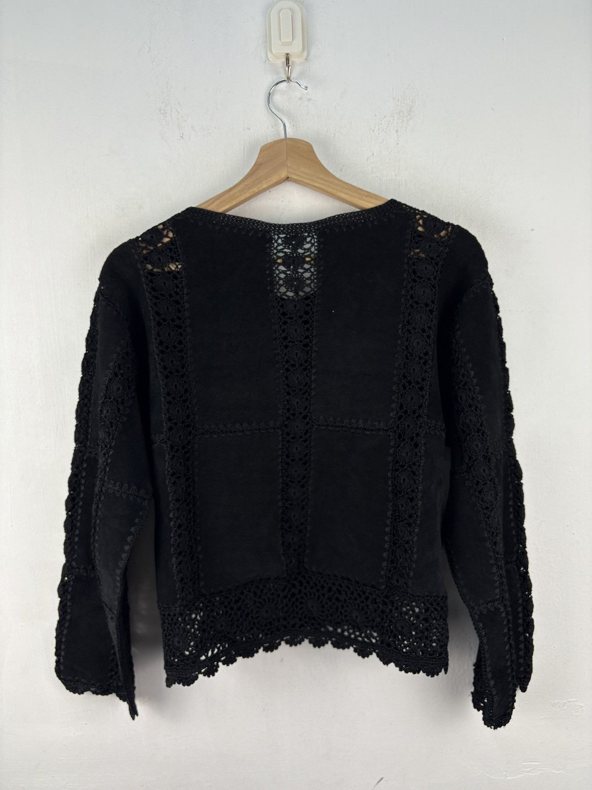 If Six Was Nine Vintage Japan Fulgi Women Suede Crochet Jacket Blouse Size M / US 6-8 / IT 42-44 - 3 Thumbnail