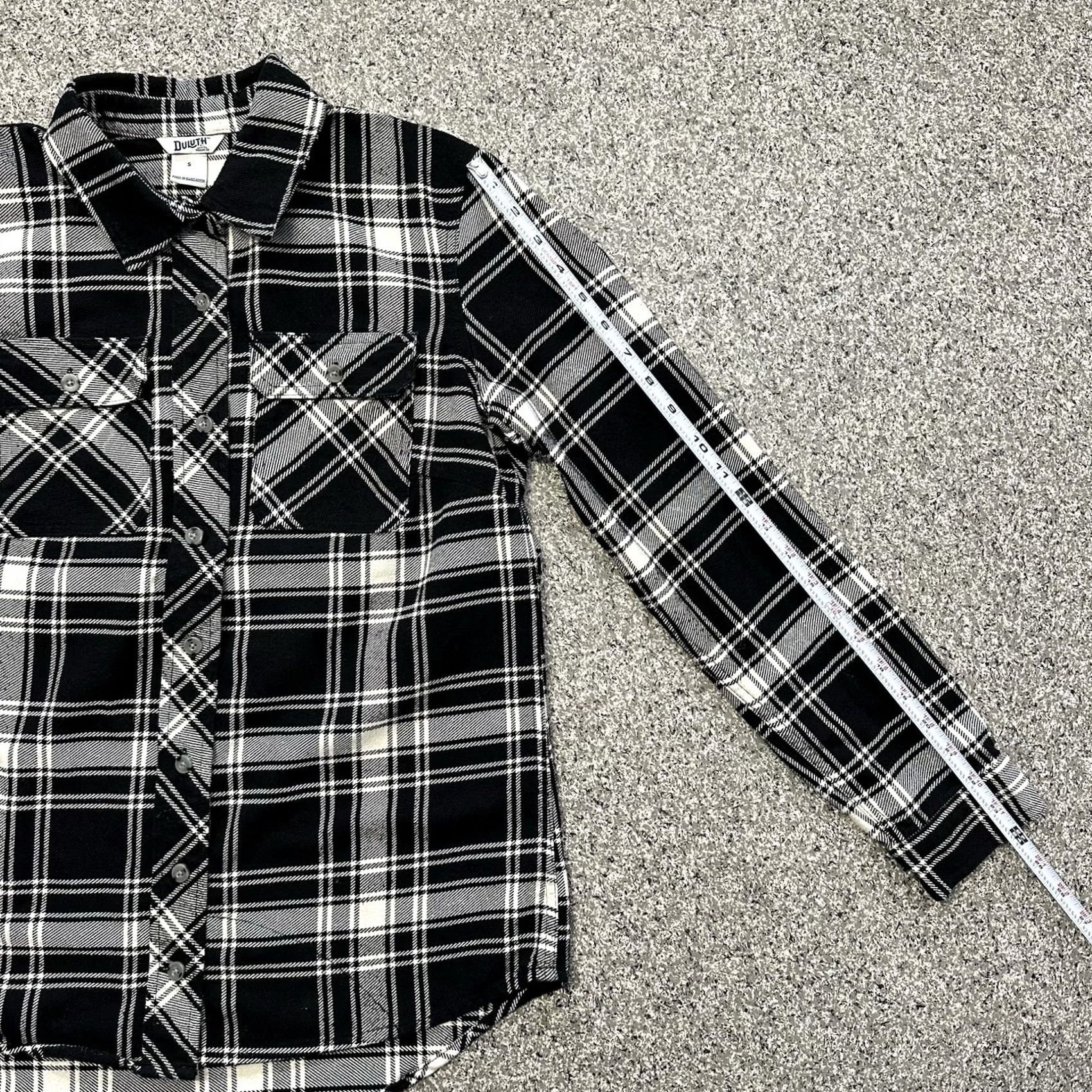 Vintage Duluth Shirt Womens S Black Plaid Flannel Cotton Long Sleeve Button-Up Vintage? Size S / US 4 / IT 40 - 6 Thumbnail