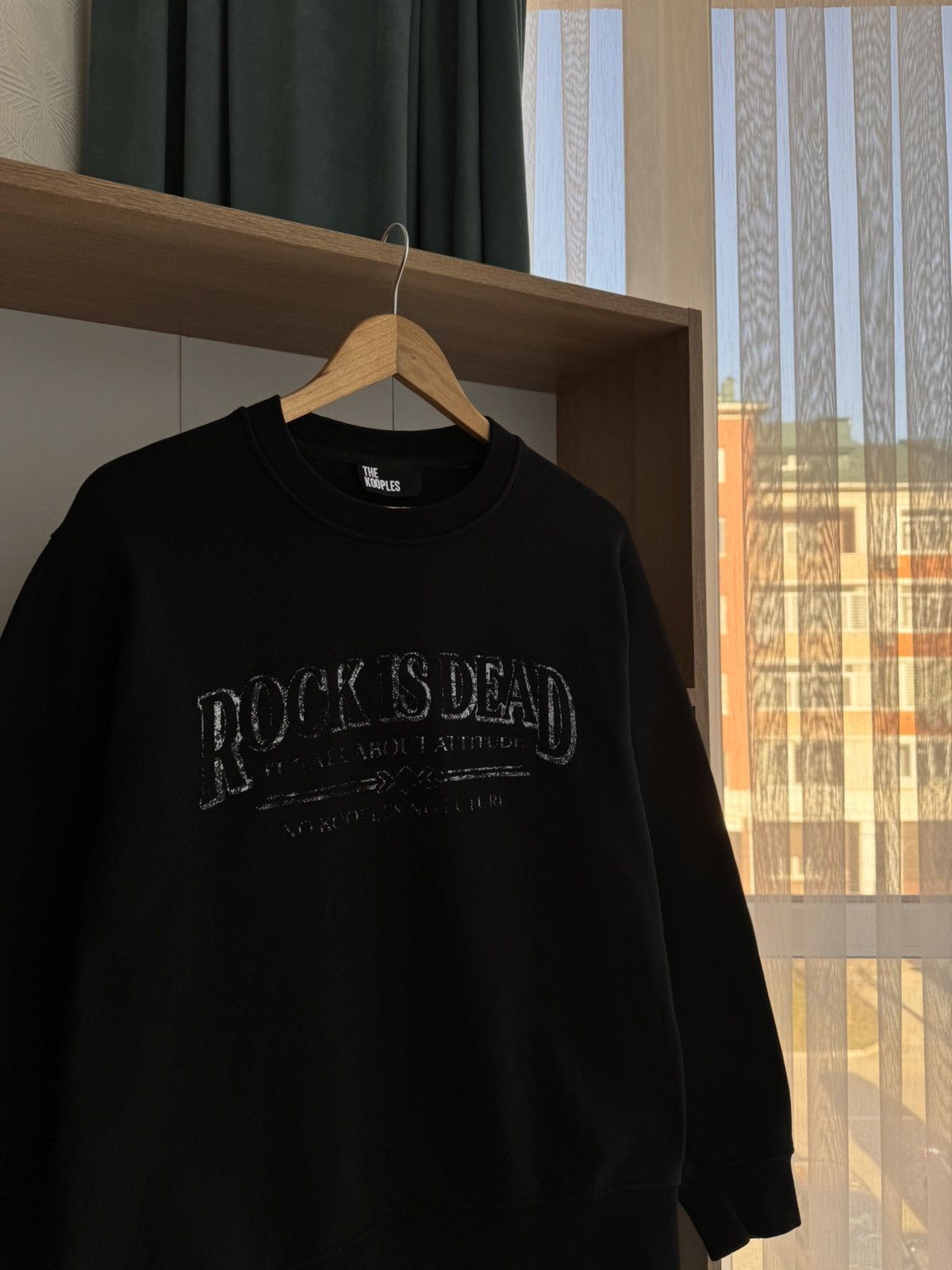 The Kooples × Vintage Vintage The Kooples Rock is Dead Sweatshirt Size US S / EU 44-46 / 1 - 2 Thumbnail
