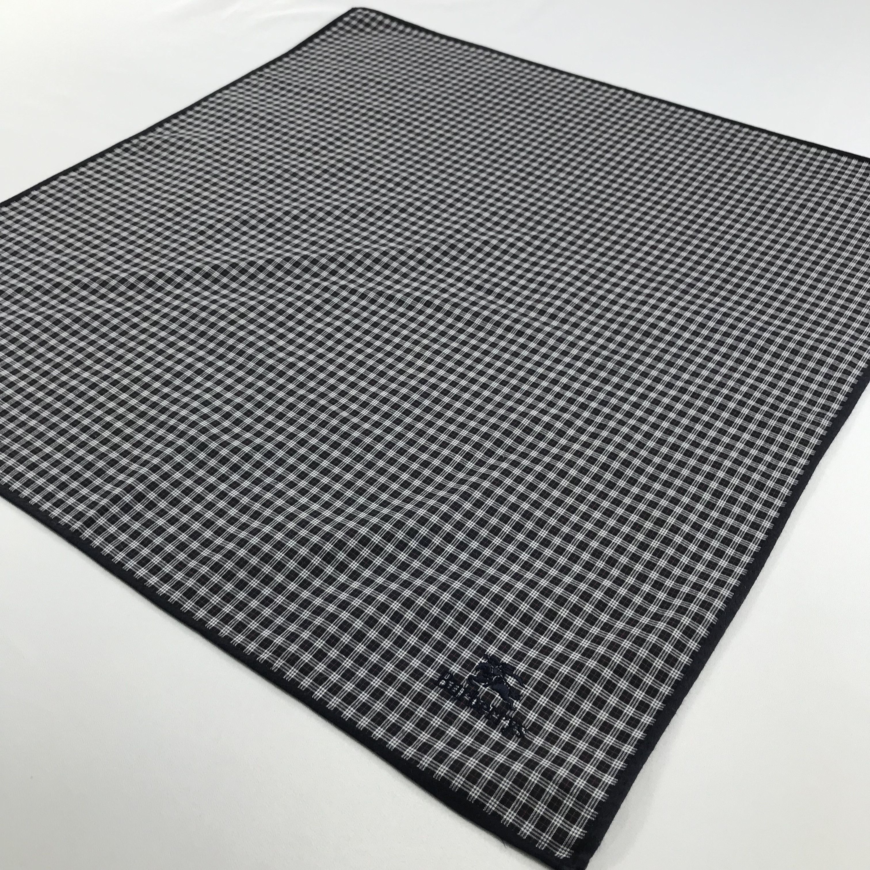 Burberry × Vintage Burberry Bandana / Handkerchief / Neckerchief - S2119 Size ONE SIZE - 2 Thumbnail