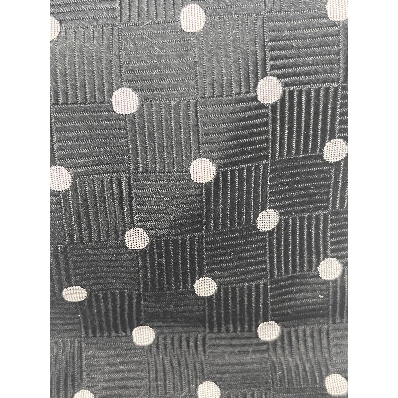 Geoffrey Beene GEOFFREY BEENE - Silk Tie - Black - Made in U.S.A Size ONE SIZE - 8 Thumbnail