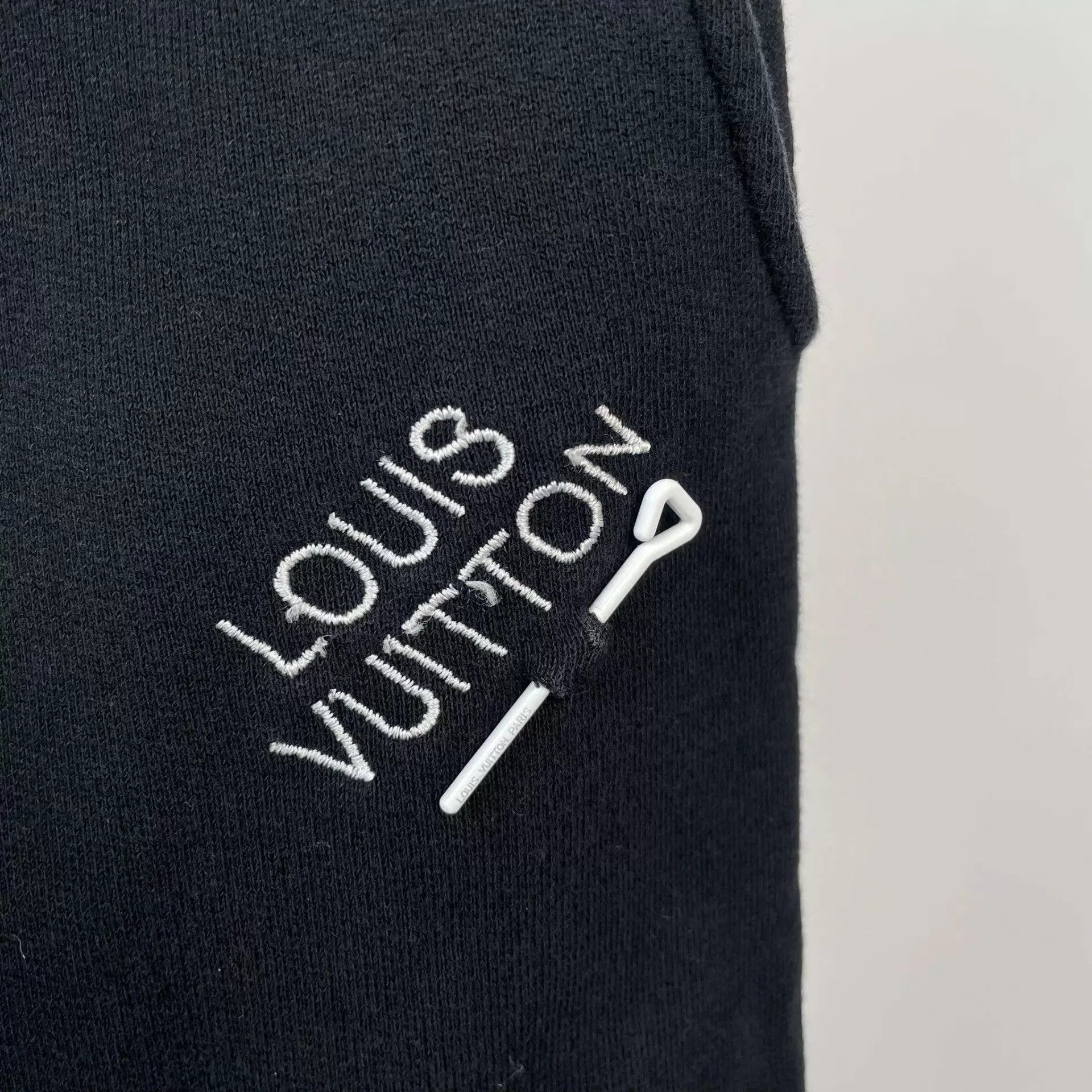 Louis Vuitton LV men's cotton sweatpants S black Size US 29 - 4 Thumbnail