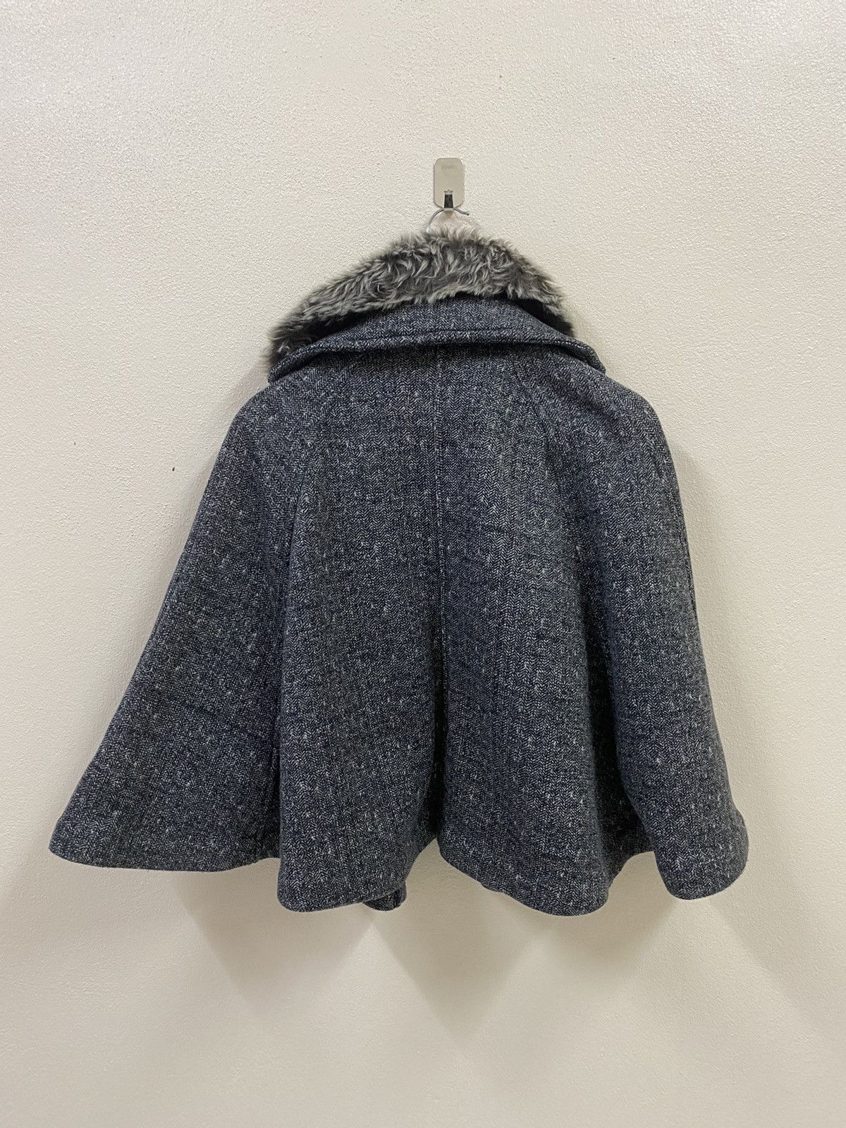 Comme Ca Ism × Japanese Brand Comme Ca Ism Poncho Fur Jacket Size M / US 6-8 / IT 42-44 - 5 Thumbnail