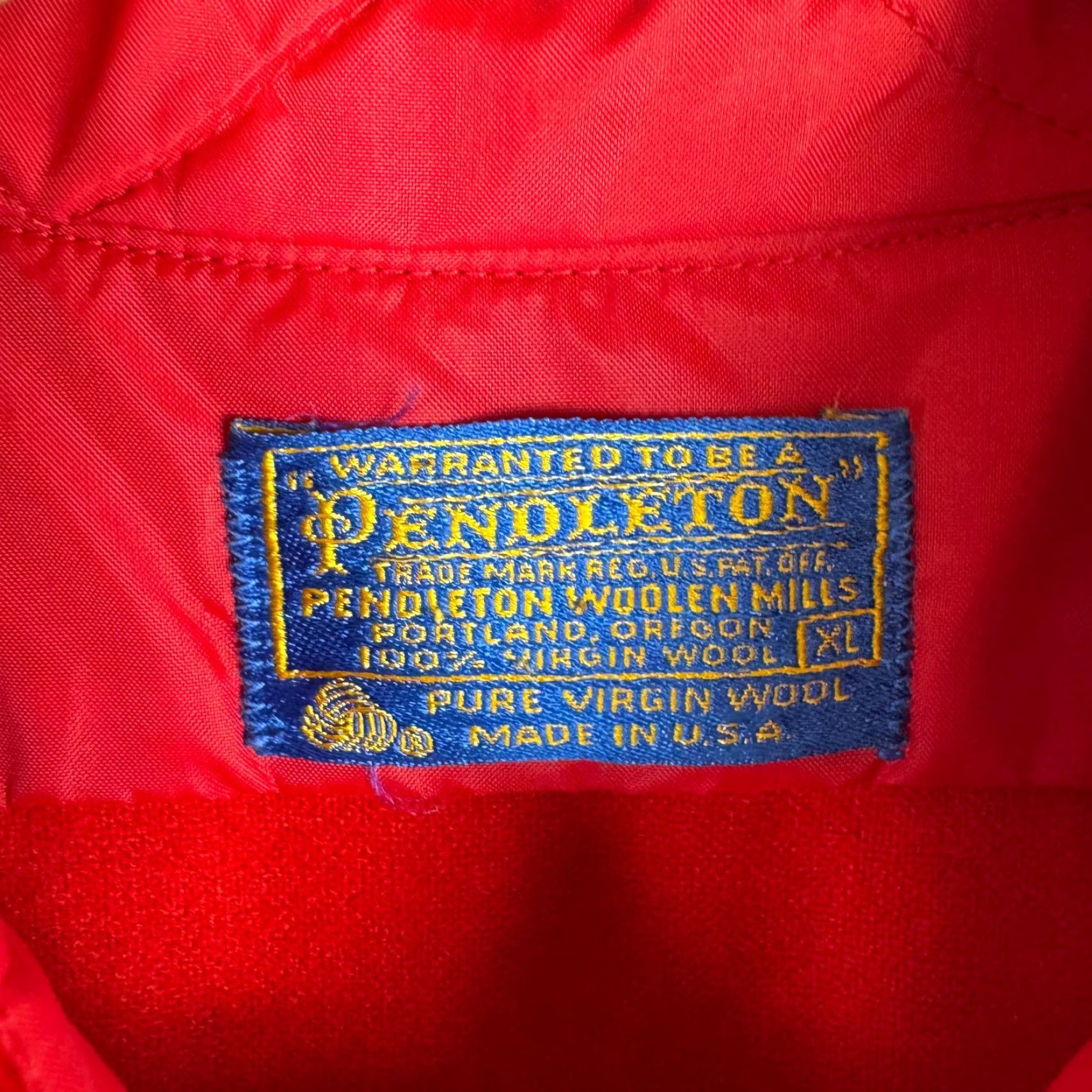 Pendleton VINTAGE Pendleton XL Red Wool Long Sleeve Button Up Elbow Patch Shirt Men Administrative? Size US XL / EU 56 / 4 - 6 Thumbnail