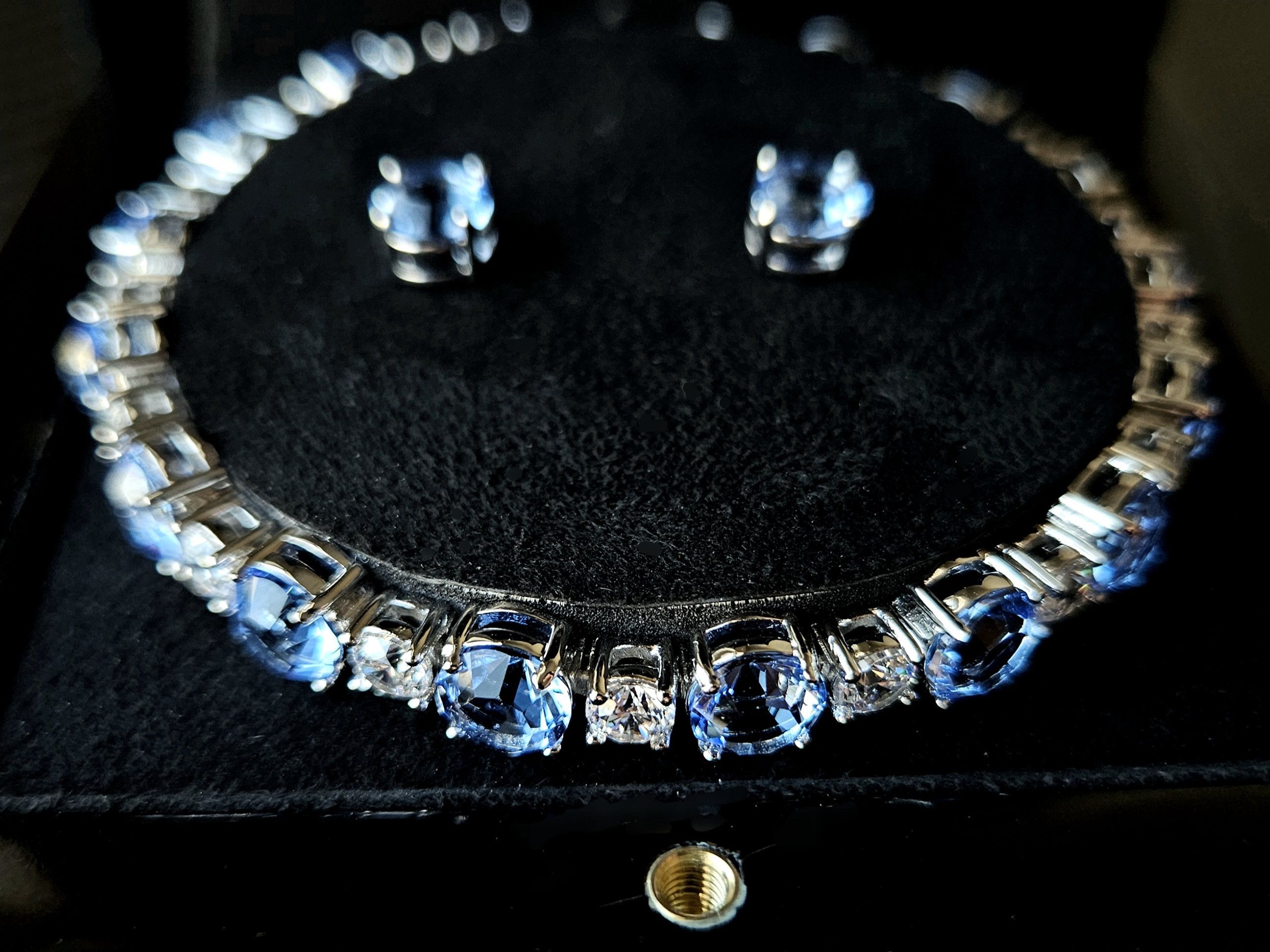 Givenchy 💙 Blue Crystal Cubic Silver Tennis Bracelet Size ONE SIZE - 3 Thumbnail