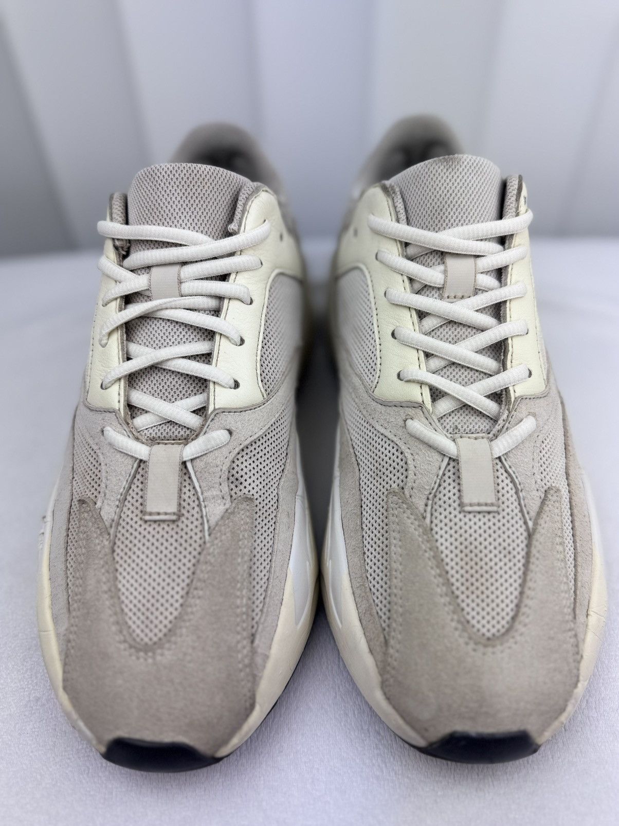 Yeezy Adidas Yeezy Boost 700 Salt US 11 Size US 11 / EU 44 - 2 Thumbnail