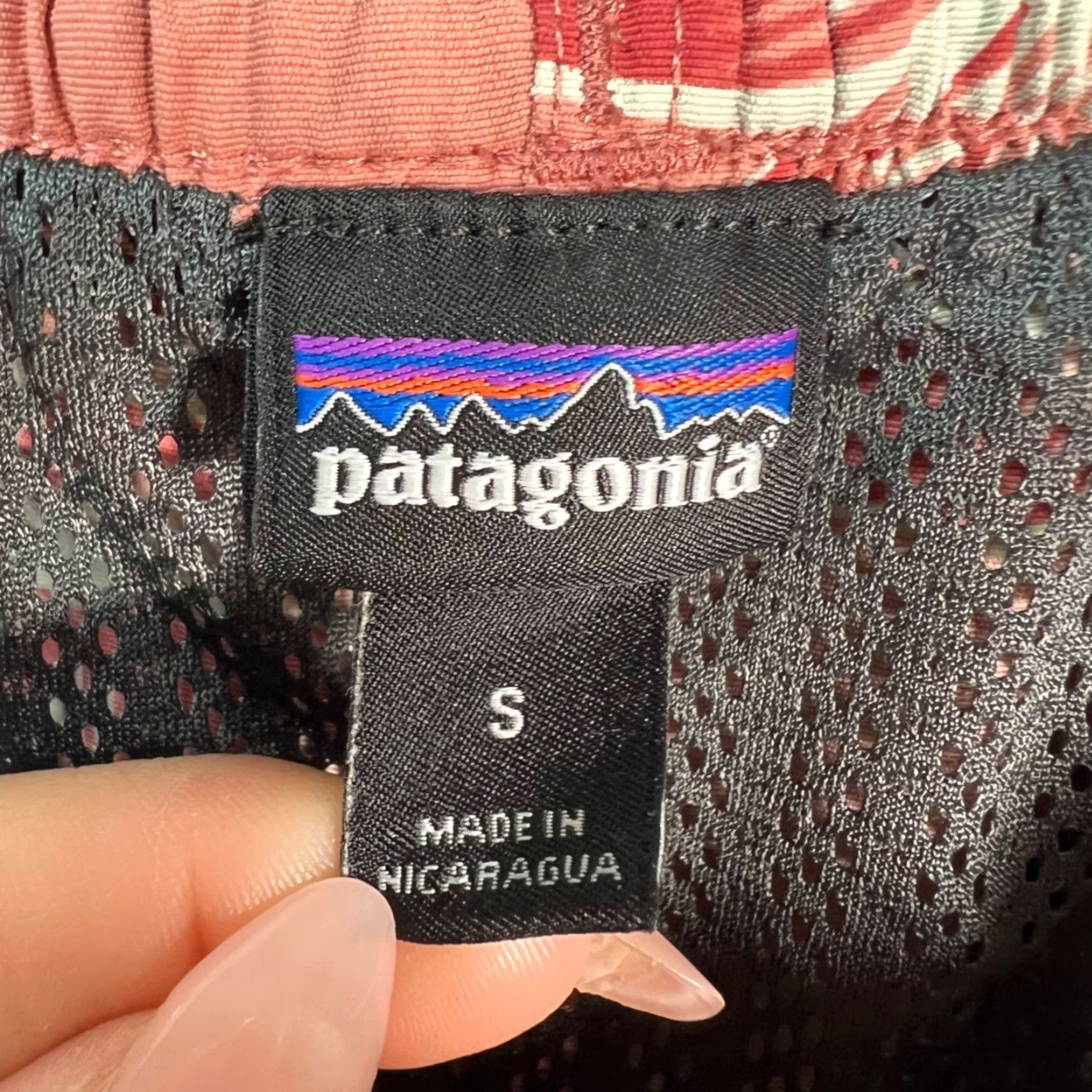 Patagonia Patagonia Womens Small Floral Swim Shorts Recycled Polyester Pink Size 28" / US 6 / IT 42 - 3 Thumbnail