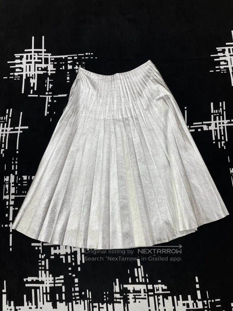 Gucci Gucci Silver metallic pleated skirt Size 28" / US 6 / IT 42 - 2 Thumbnail