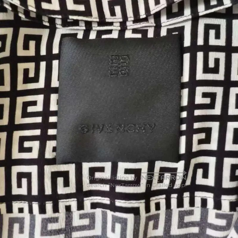 Givenchy Givenchy Black Dress with Graphic Design . Size S / US 4 / IT 40 - 3 Thumbnail