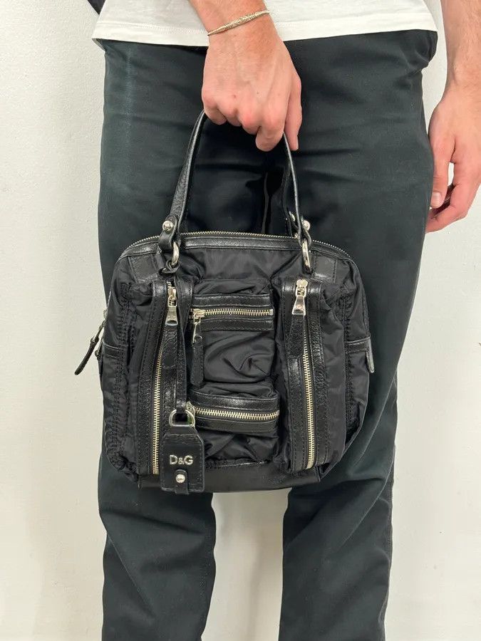Dolce & Gabbana 2000s Dolce & Gabbana Black Cargo Zip Handle Bag Size ONE SIZE - 3 Thumbnail