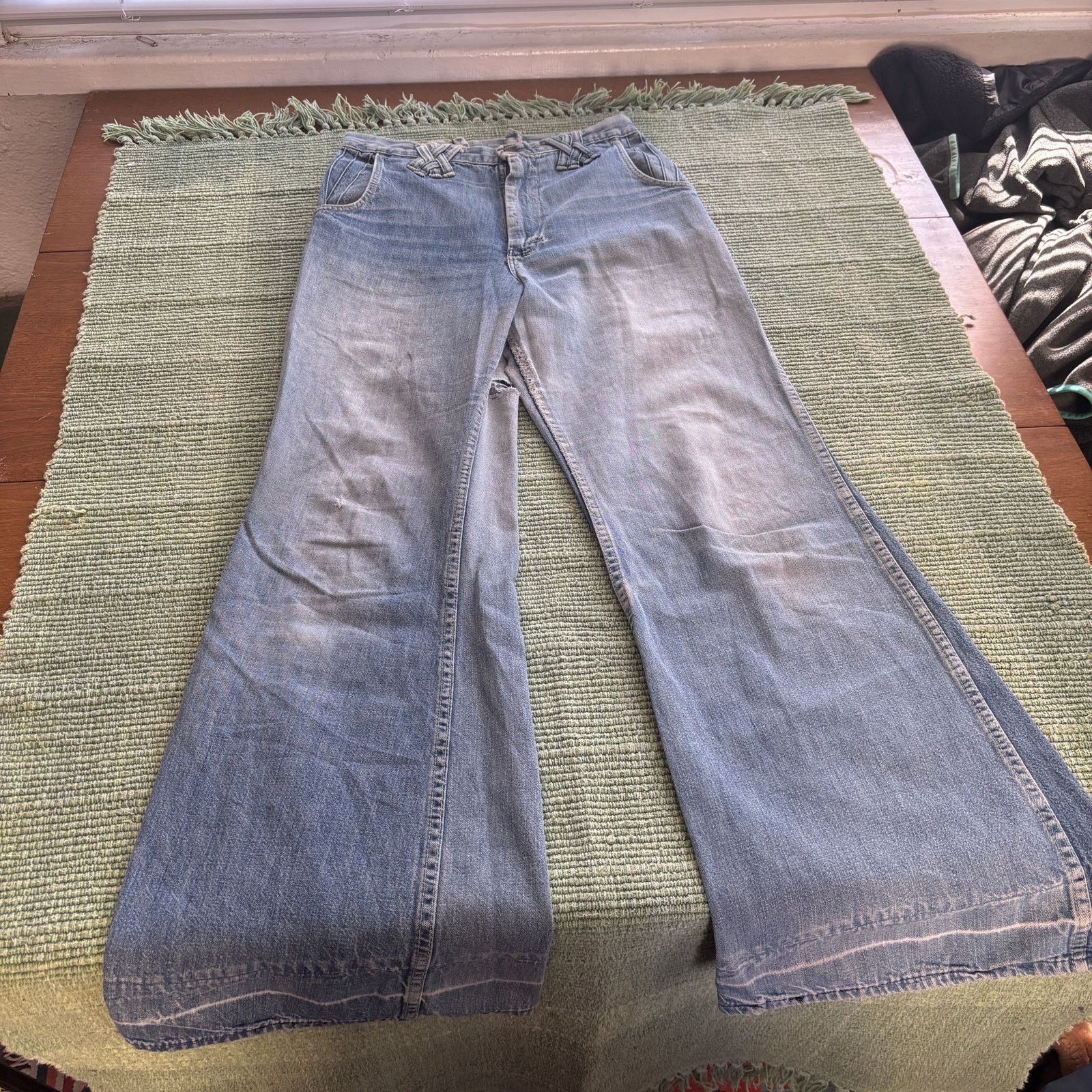 Vintage Vintage 70s Distressed Faded Bell Bottom Jeans Kazoo 28x31 Size 28" / US 6 / IT 42 - 8 Thumbnail