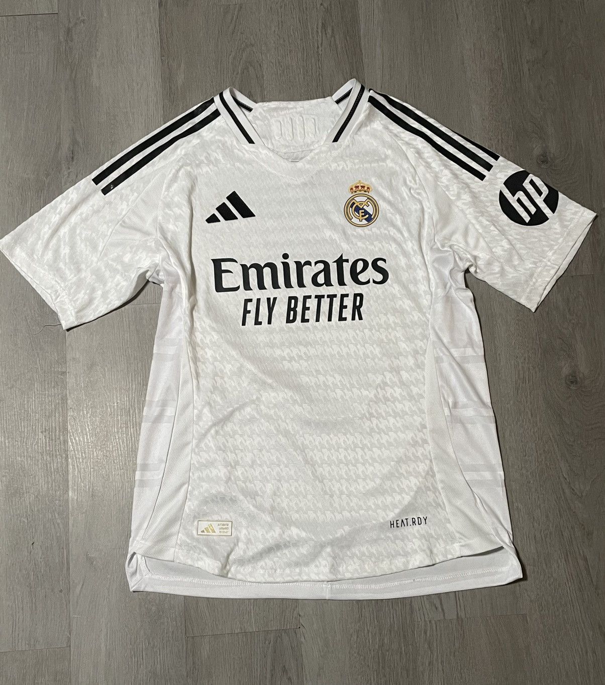 Adidas Real Madrid Bellingham jersey Size US L / EU 52-54 / 3 - 1 Thumbnail