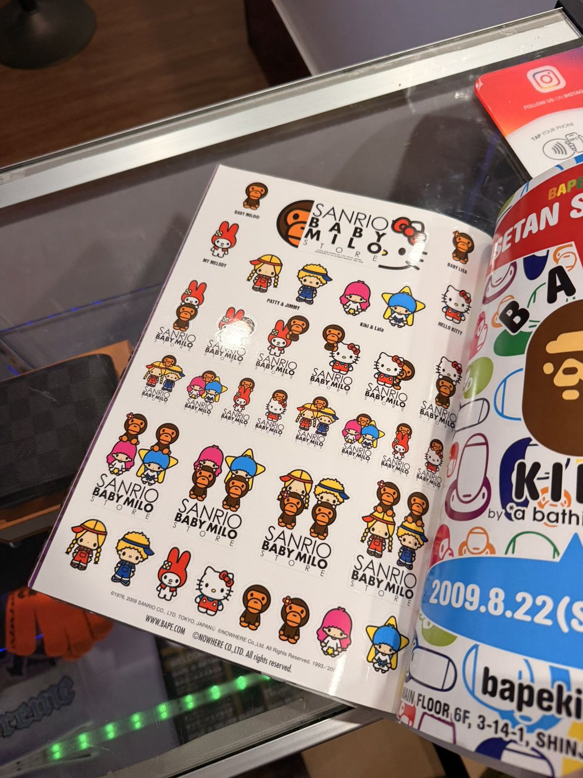 Bape BAPE 2009 Magazine + Hello Kitty Baby Milo Sticker Set Size ONE SIZE - 7 Thumbnail