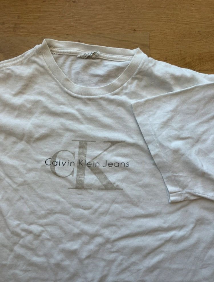 Calvin Klein Vintage Made in USA Calvin Klein single stitch t shirt Size US L / EU 52-54 / 3 - 1 Thumbnail