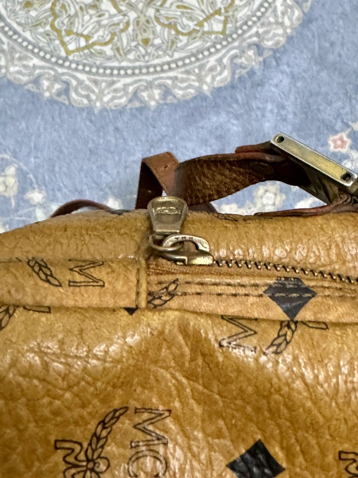 MCM × Vintage RARE ‼️ VINTAGE MCM AMAZON DESIGN Size ONE SIZE - 11 Thumbnail