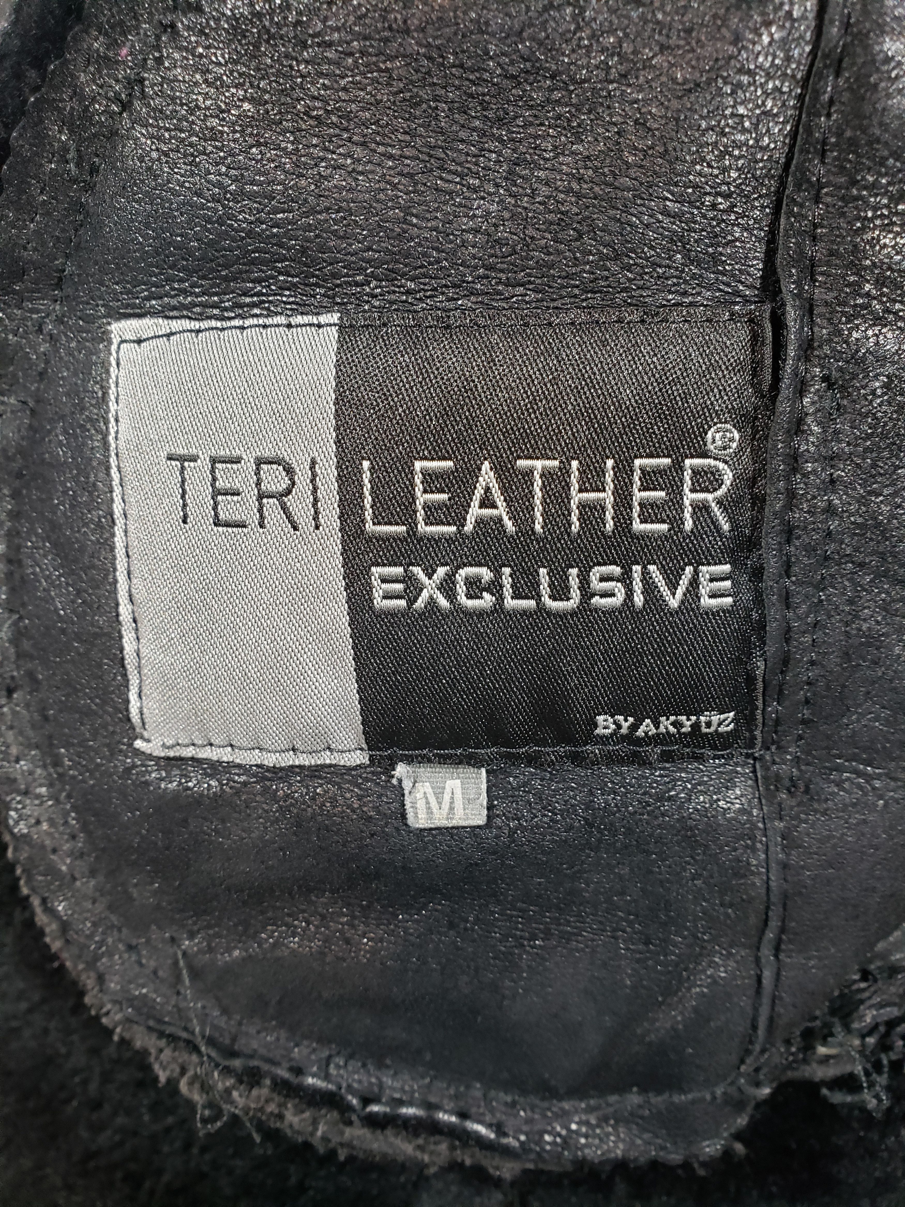 Other Stylish black sheepskin coat with metal zipper and hood. Size S / US 4 / IT 40 - 10 Thumbnail