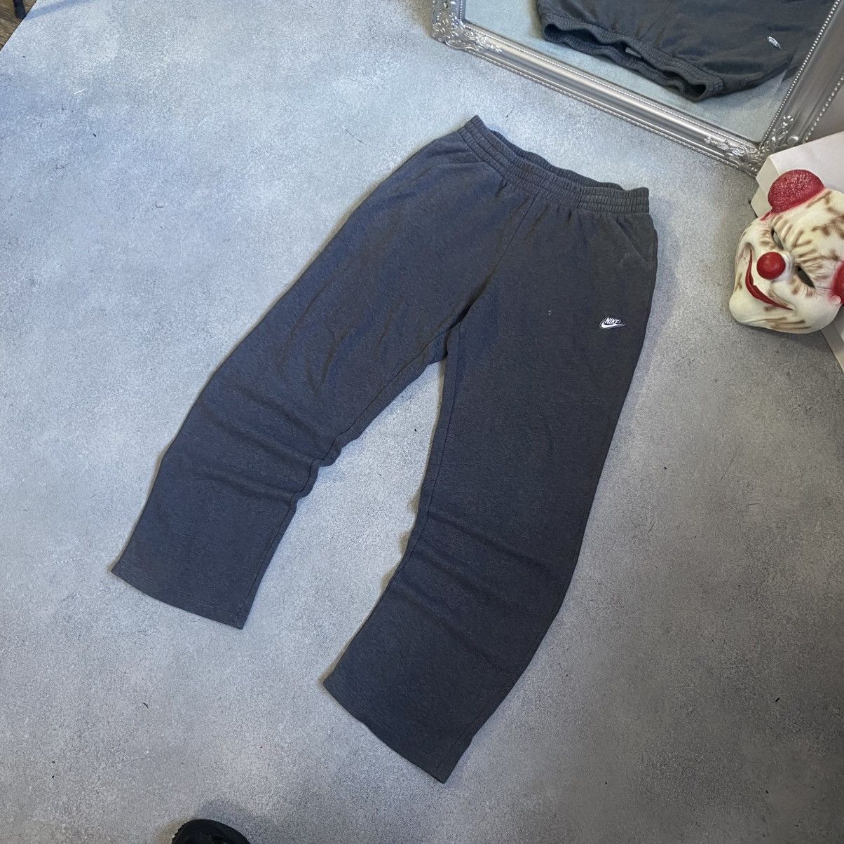 Nike Vintage Y2K Nike Sweatpants Size US 32 / EU 48 - 2 Thumbnail