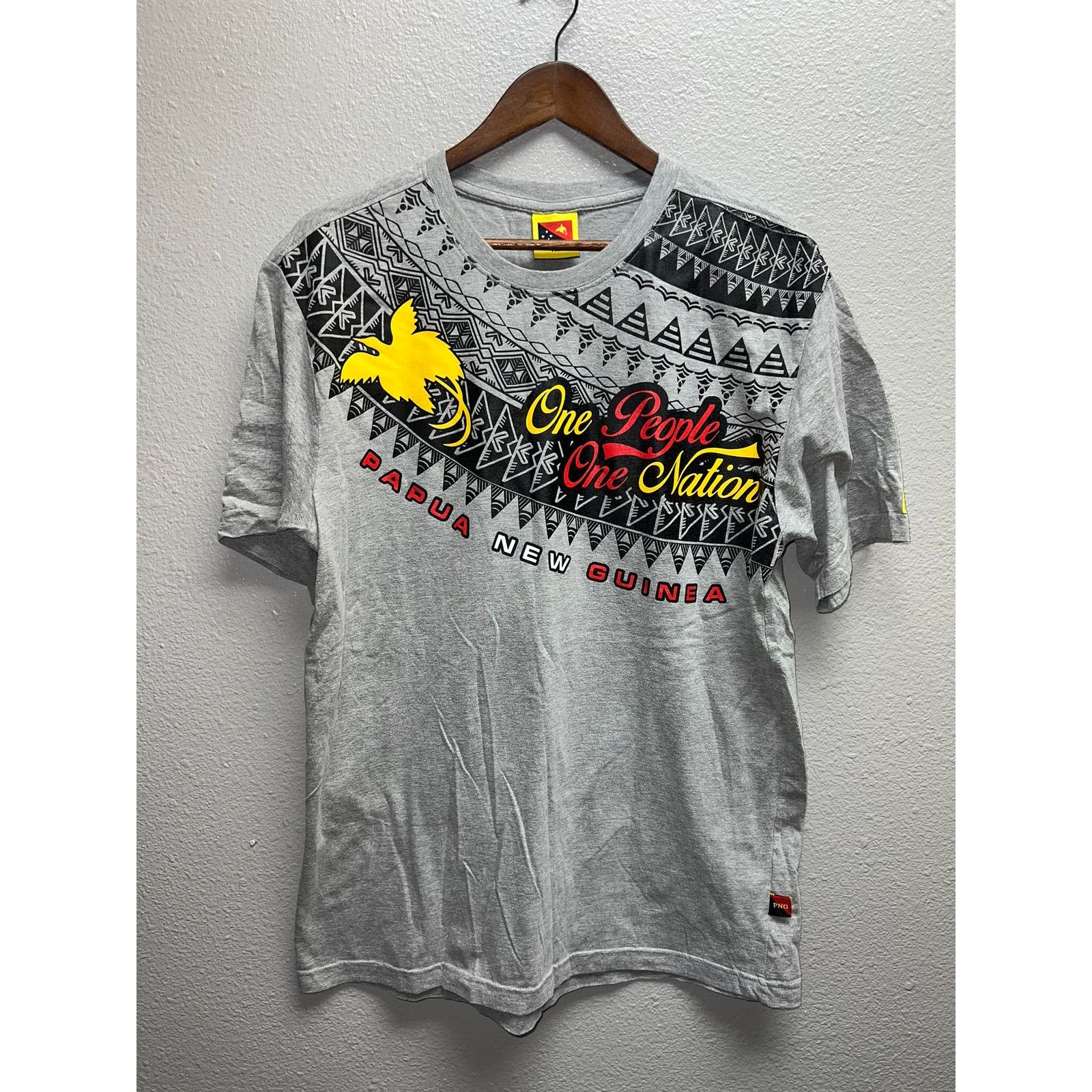 Vintage Papau New Guinea Shirt One People One Nation Gray Tee Large Size US L / EU 52-54 / 3 - 1 Thumbnail