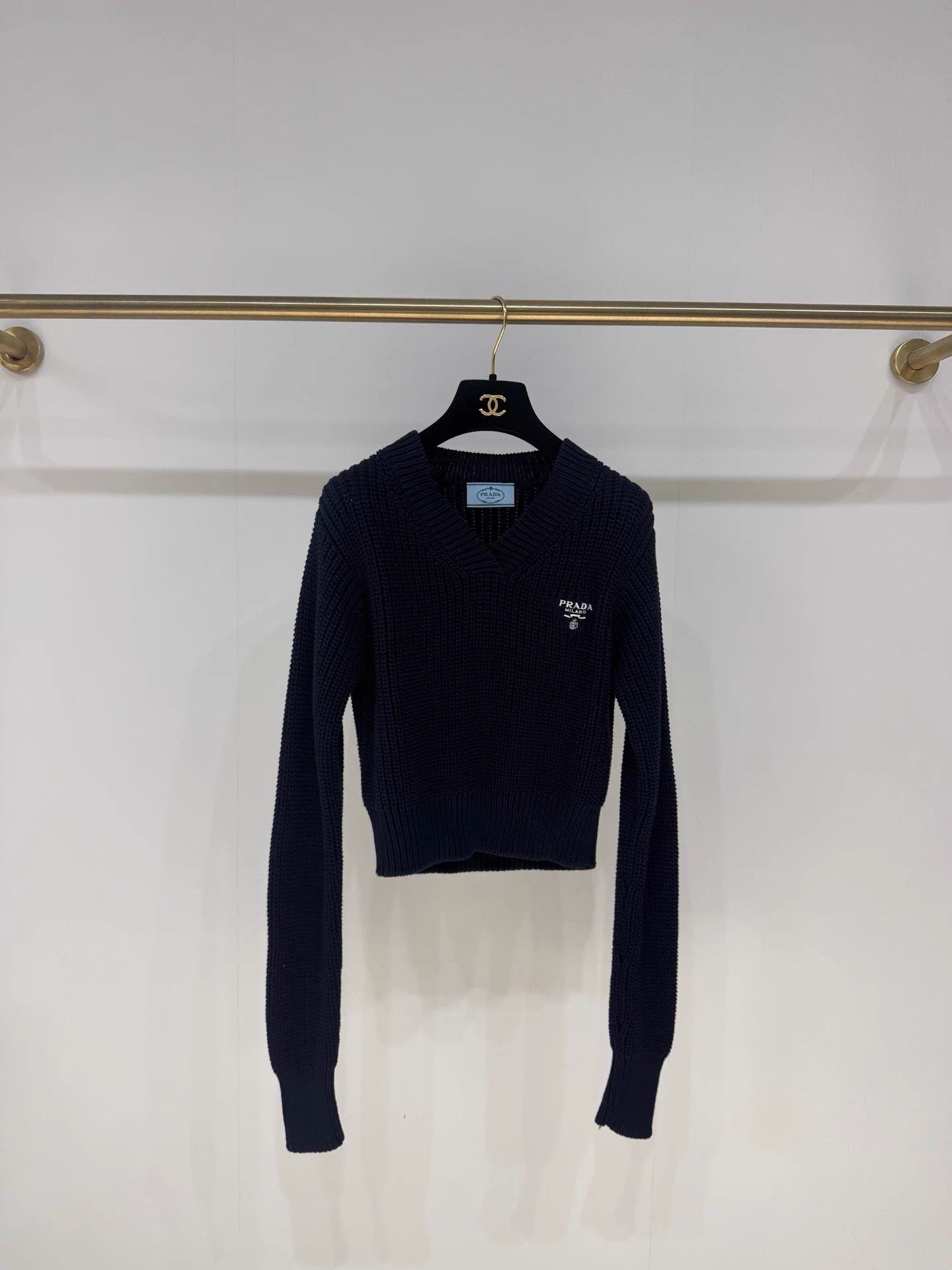 Prada Prada Navy Blue Triangle Logo V-Neck Knit Sweater 38 Size S / US 4 / IT 40 - 1 Thumbnail