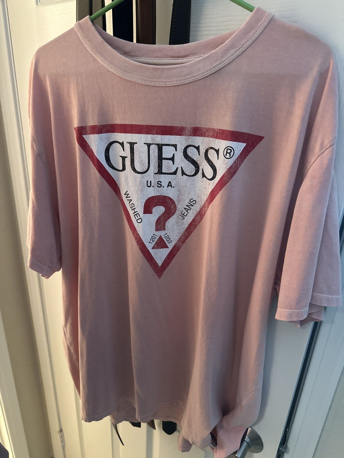 Guess Guess Logo T-shirt Size US XL / EU 56 / 4 - 1 Thumbnail