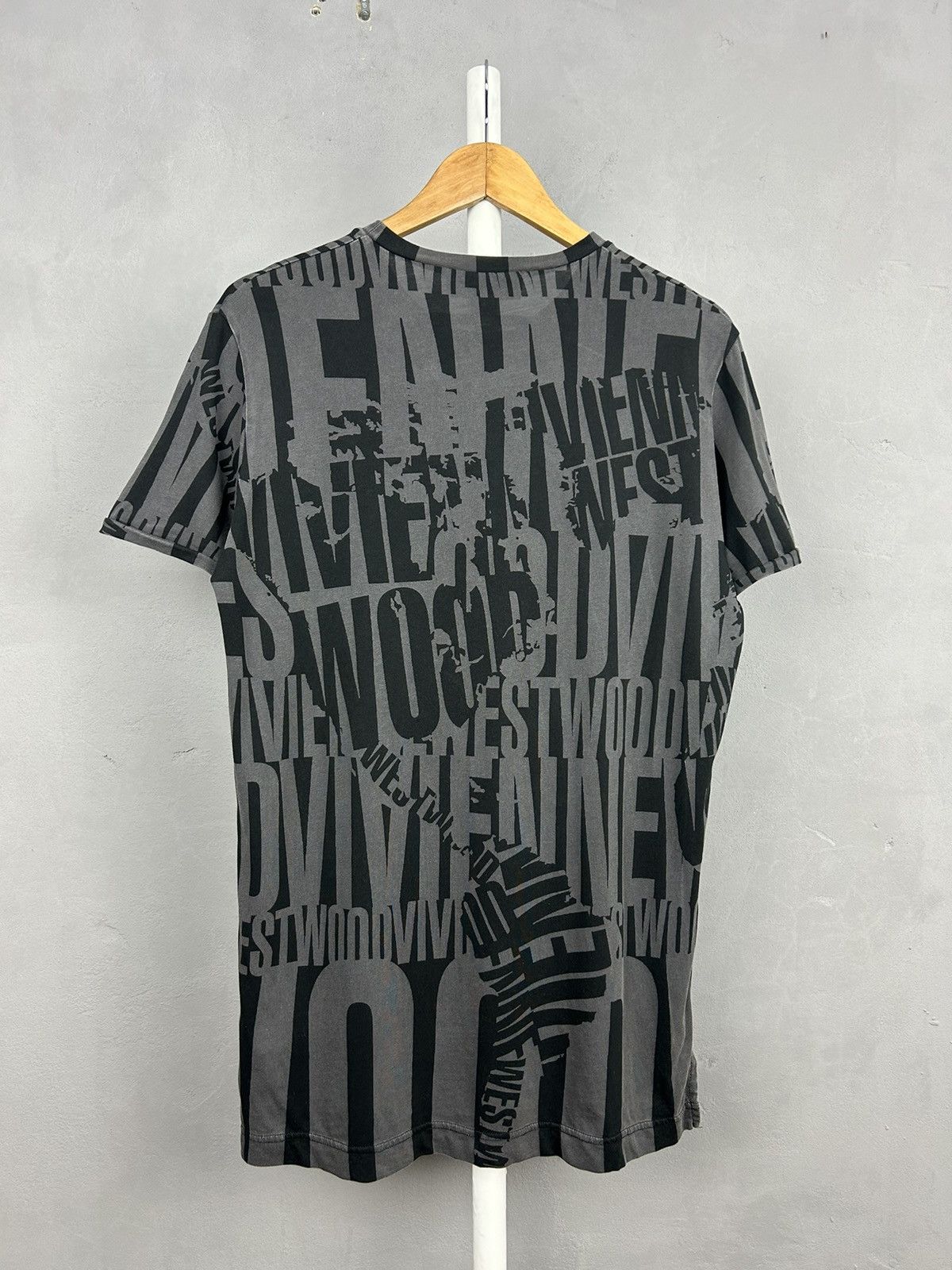 Vivienne Westwood Vivienne Westwood Multi Logo t shirt Size US L / EU 52-54 / 3 - 7 Thumbnail
