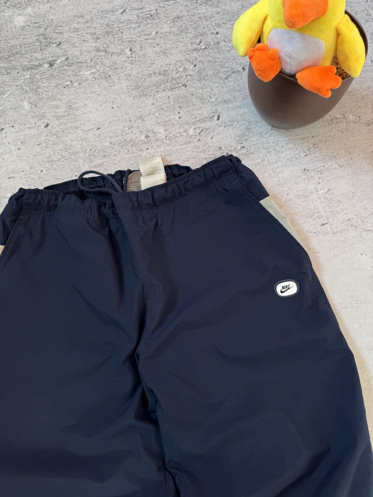 Nike × Vintage NIKE NYLON VINTAGE Y2K OVERSIZE BAGGY FIT PANTS SWEATPANTS Size US 34 / EU 50 - 5 Thumbnail