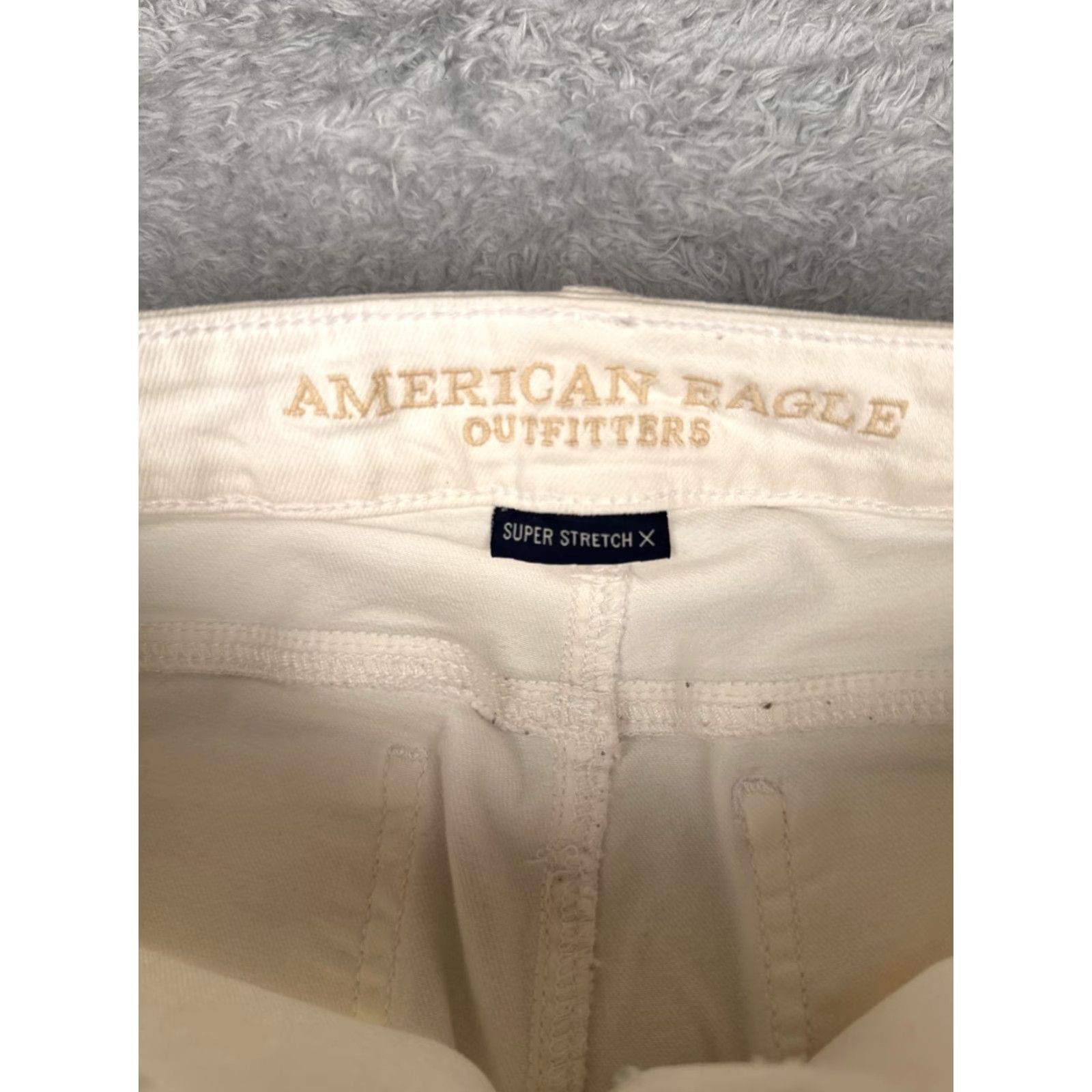 American Eagle Outfitters VINTAGE American Eagle Outfitters Jeans Women 4 White Tapered Leg Super Stretch X Cotton Blnd 28x27 Size 27" / US 4 / IT 40 - 6 Thumbnail