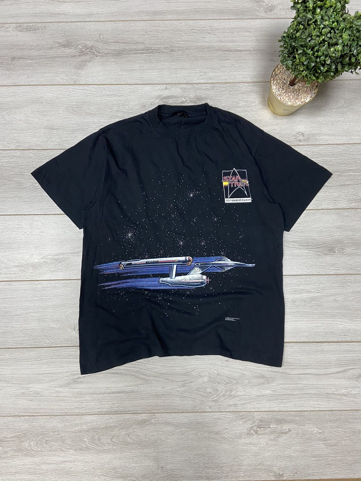 Vintage Star Trek 1991 USS Enterprise Made in USA vintage t-shirt Size US XL / EU 56 / 4 - 1 Thumbnail