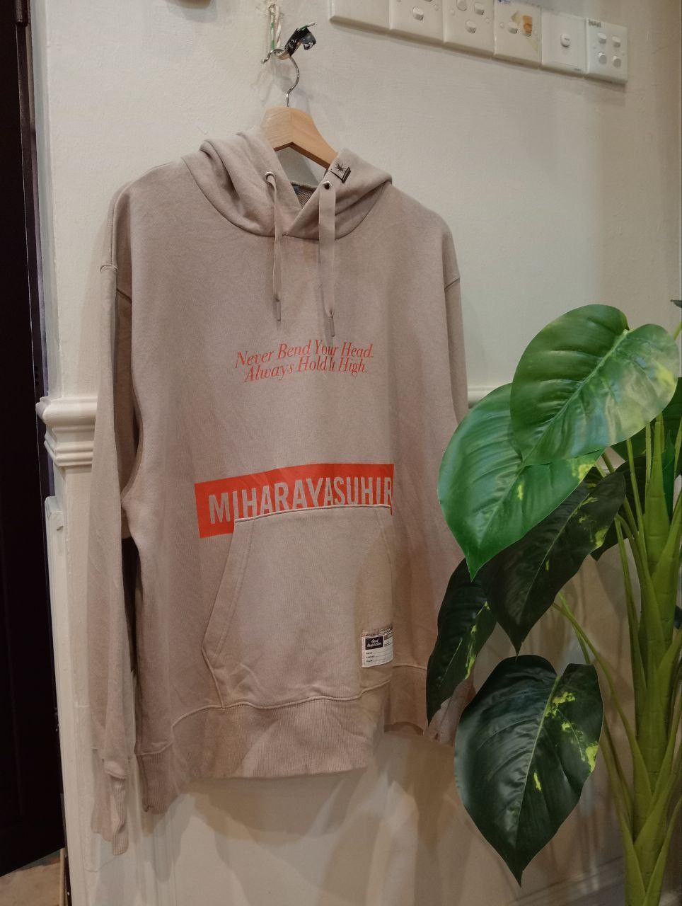 GU × Maison MIHARA YASUHIRO MIHARAYASUHIRO X GU GOOD INSPIRATION HOODIE - SIZE L Size US L / EU 52-54 / 3 - 4 Thumbnail
