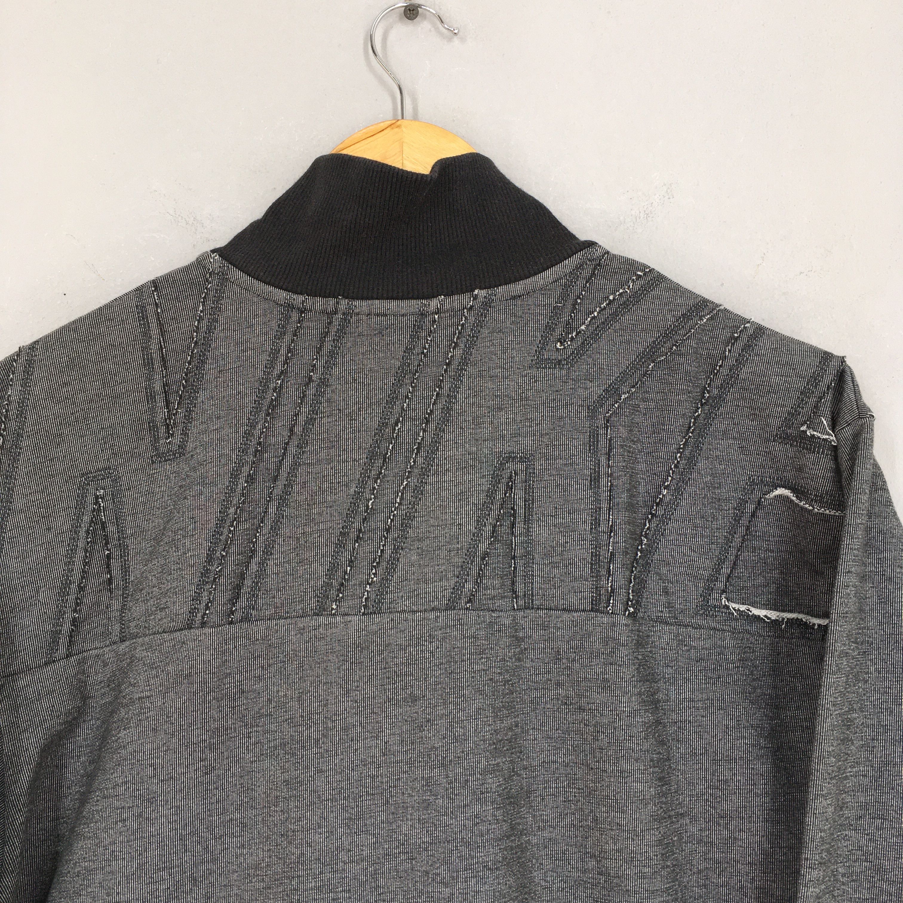 Nike Vintage Y2K Nike Swoosh Zipper Sweater Large Size US L / EU 52-54 / 3 - 8 Thumbnail