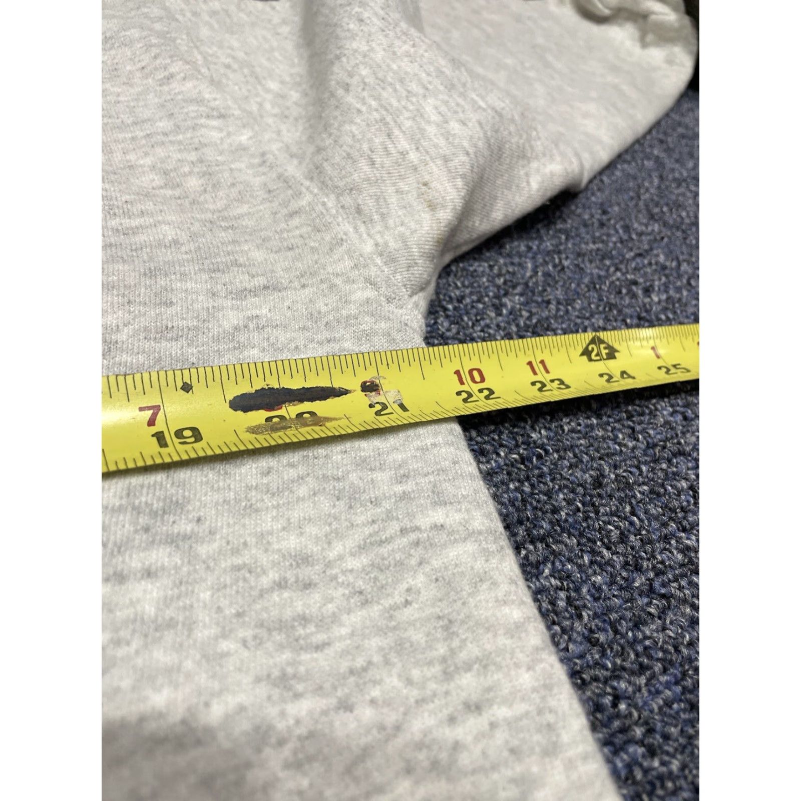 Jerzees VINTAGE Jerzees Sweatshirt Deer Hunting Crewneck Gray M Adults Unisex Funny Hunter Shirt pullover 90s style Size US M / EU 48-50 / 2 - 3 Thumbnail