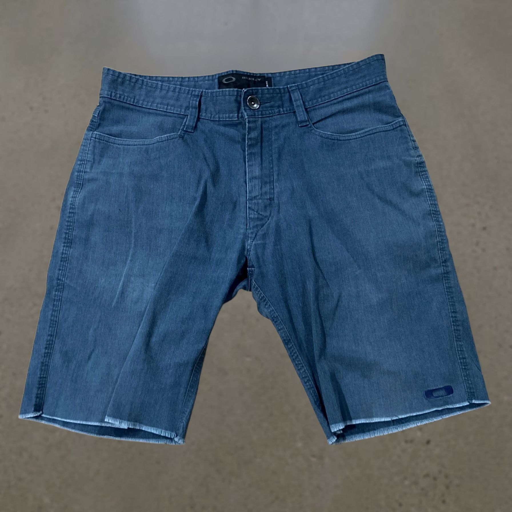 Oakley Oakley Shorts Mens 32 Blue Cotton Blend Slats Slim Fit Flat Front Chino Flat Front Mens Boys Girls Size US 32 / EU 48 - 1 Thumbnail