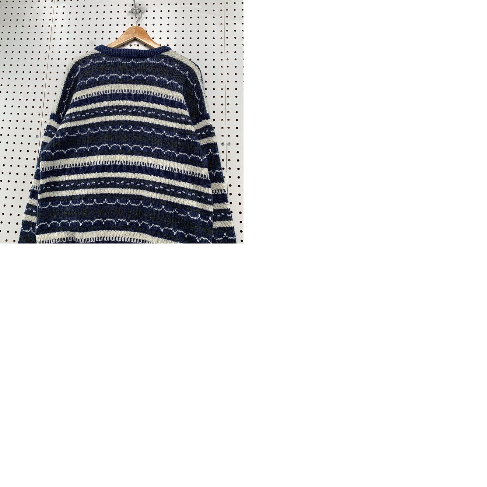 Vintage Vintage David Taylor LT Large Tall Blue 3D Knit Sweater Mens Pullover USA Shirt Size US L / EU 52-54 / 3 - 9 Thumbnail