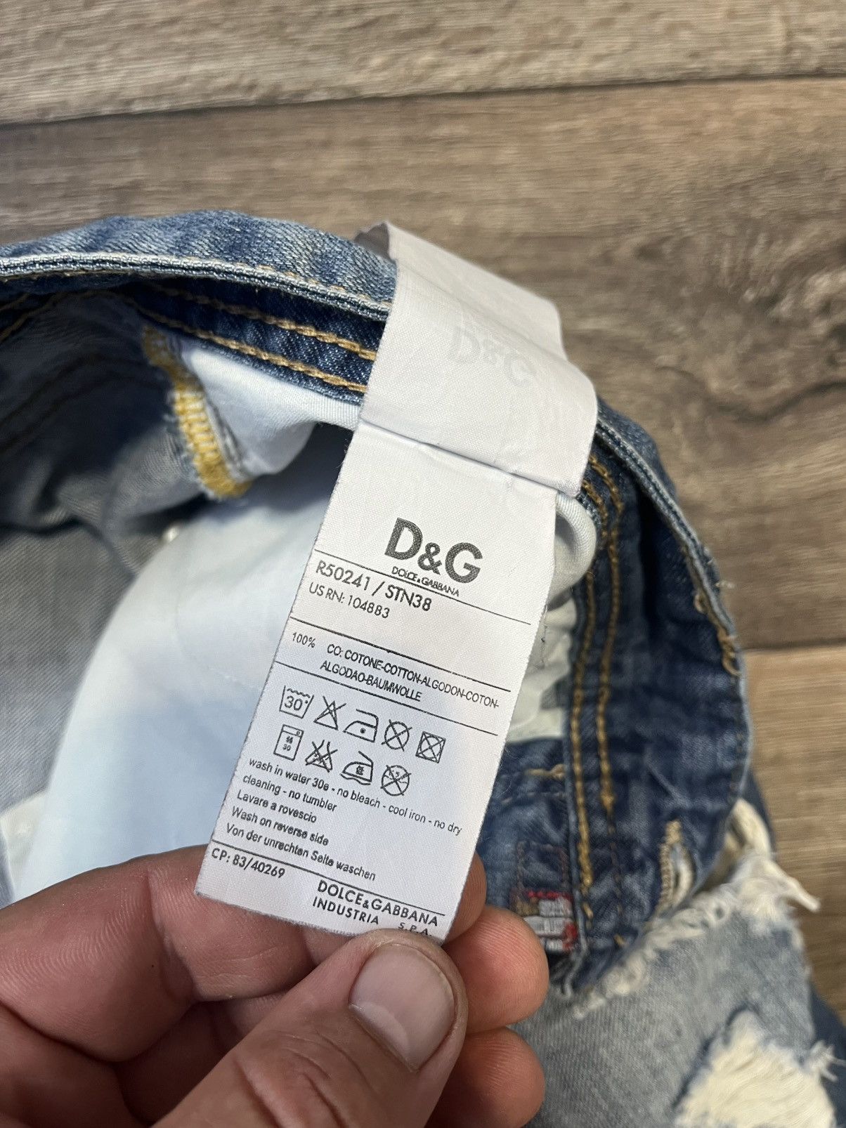 Dolce & Gabbana Vintage Dolce & Gabbana Men’s Blue Ripped Jeans Size 34 Size US 34 / EU 50 - 14 Thumbnail
