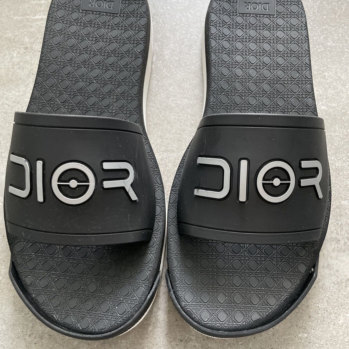 Club Sorayama × Dior Dior x Sorayama Club Slides Size US 8 / EU 41 - 4 Thumbnail