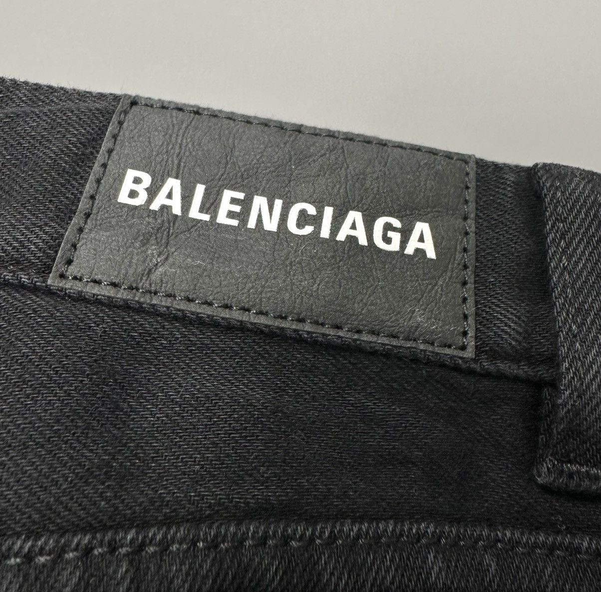Balenciaga Balenciaga - Demna 2019 Straight Cut Jeans in Black Size US 30 / EU 46 - 12 Thumbnail