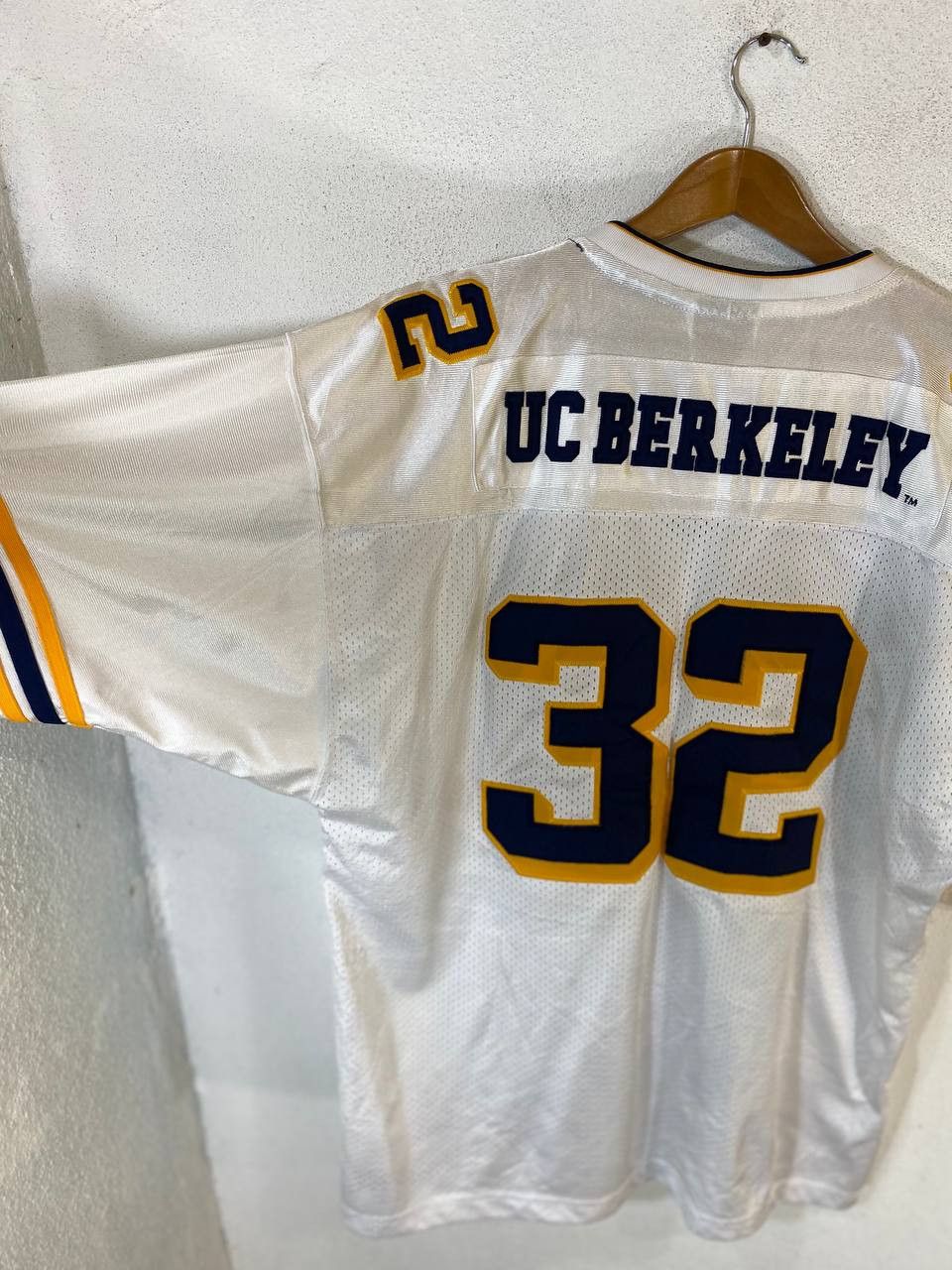 Colosseum Athletics vintage uc berkeley nfl jersey by colloseum sports jersey Size US L / EU 52-54 / 3 - 14 Thumbnail