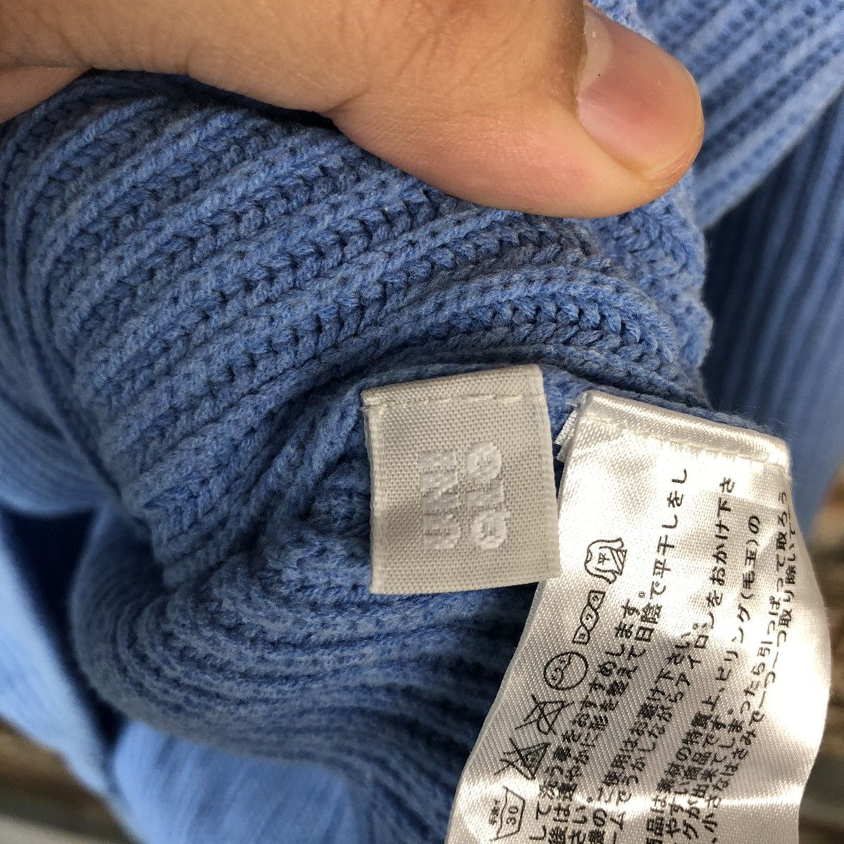 Japanese Brand Uniqlo japan sweatshirt Blue Knitwear #A1832 Size US L / EU 52-54 / 3 - 11 Thumbnail