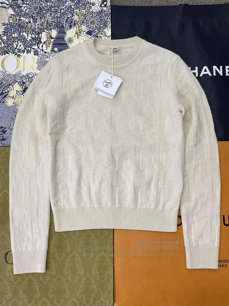 Hermes Hermes White H Pattern Knit Sweater Size XS / US 0-2 / IT 36-38 - 1 Thumbnail