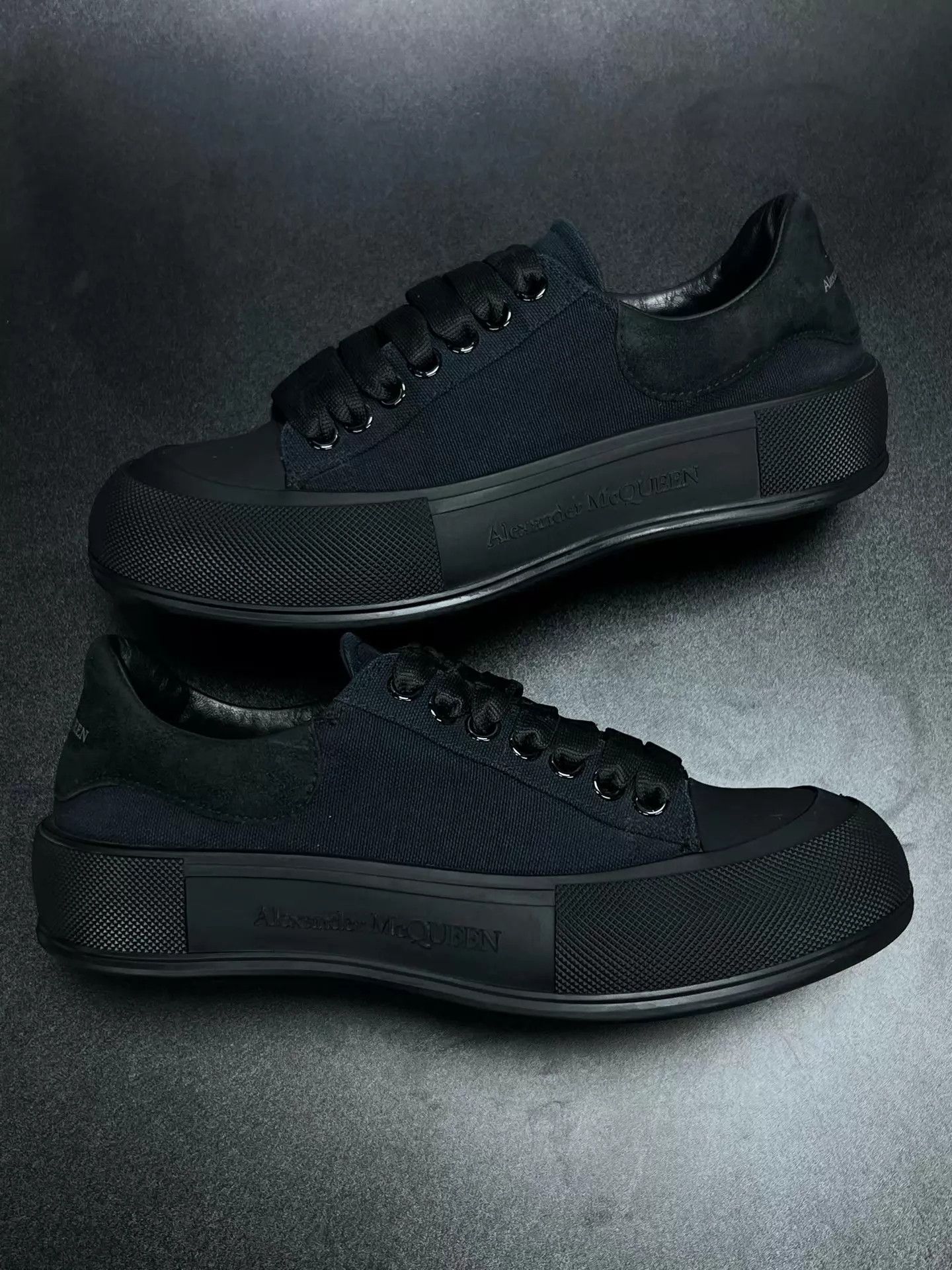 Alexander McQueen MCQ Deck Low-Top Sneakers Black Size 40 Size US 7 / EU 40 - 5 Thumbnail