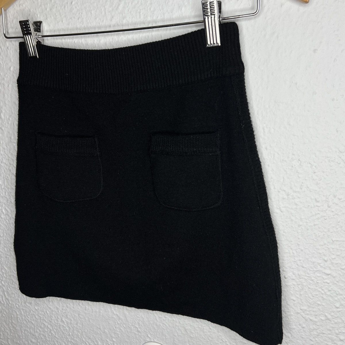 Chanel Vintage Chanel Mini Skirt Wool Big Logo Black Classic Luxury Size 27" / US 4 / IT 40 - 6 Thumbnail